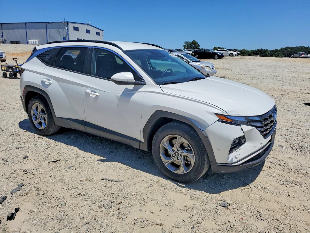 2024 Hyundai Tucson Sel White vin: 5NMJB3DE9RH387831