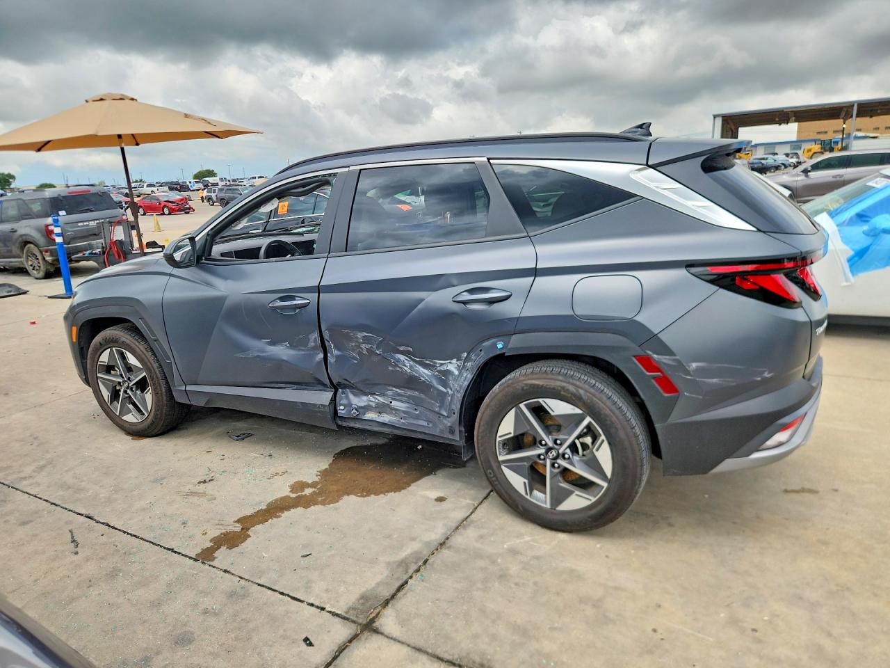 2025 Hyundai Tucson Sel Gray vin: 5NMJB3DEXSH457620