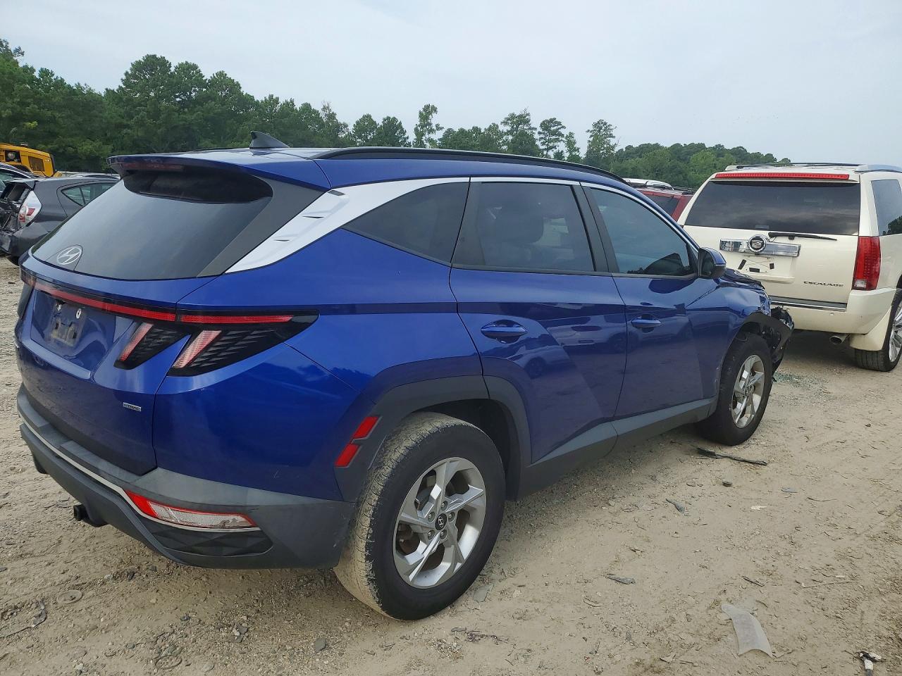 2022 Hyundai Tucson Sel Blue vin: 5NMJBCAE2NH112705