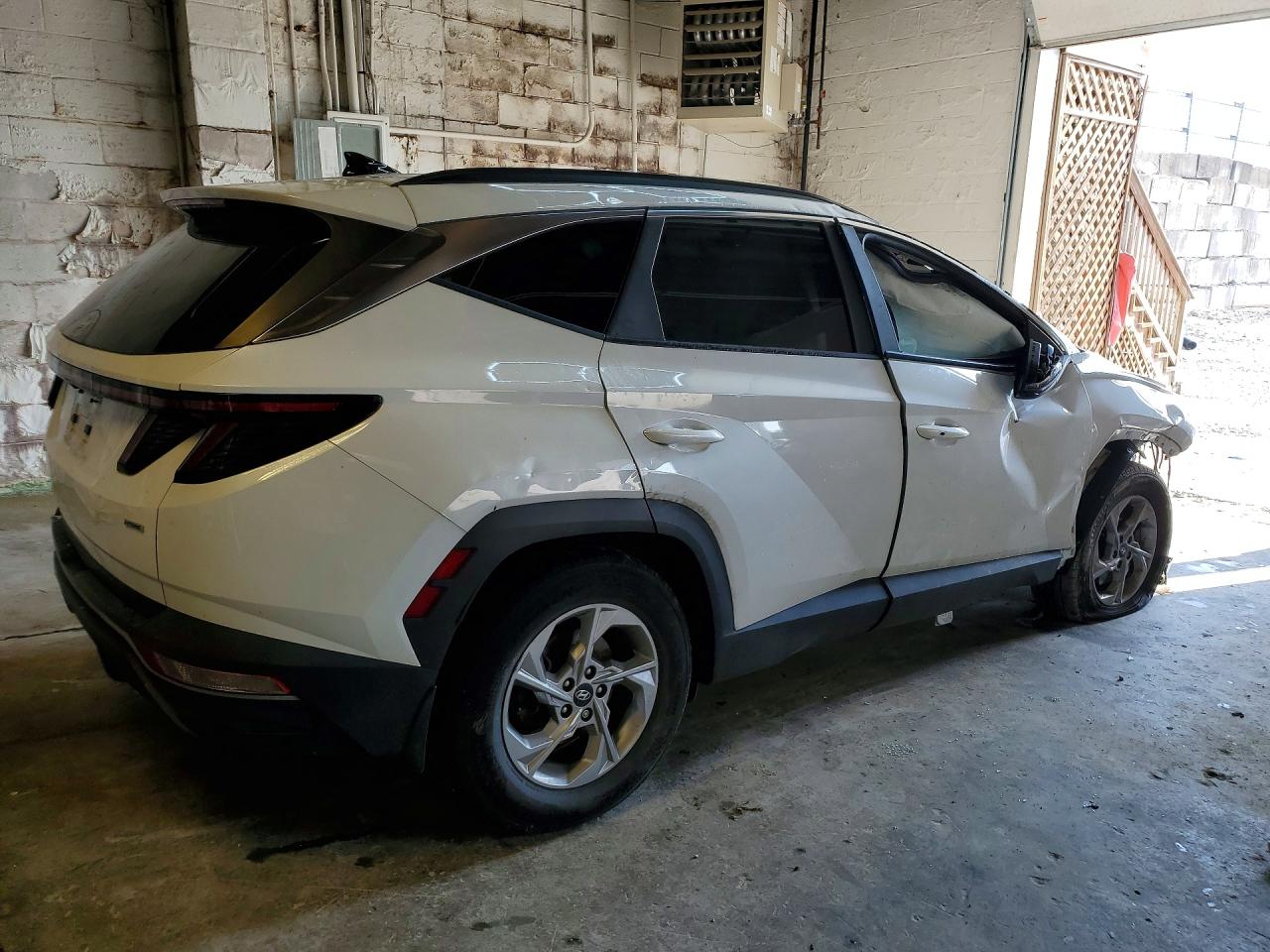 2022 Hyundai Tucson Sel White vin: 5NMJBCAE2NH155151