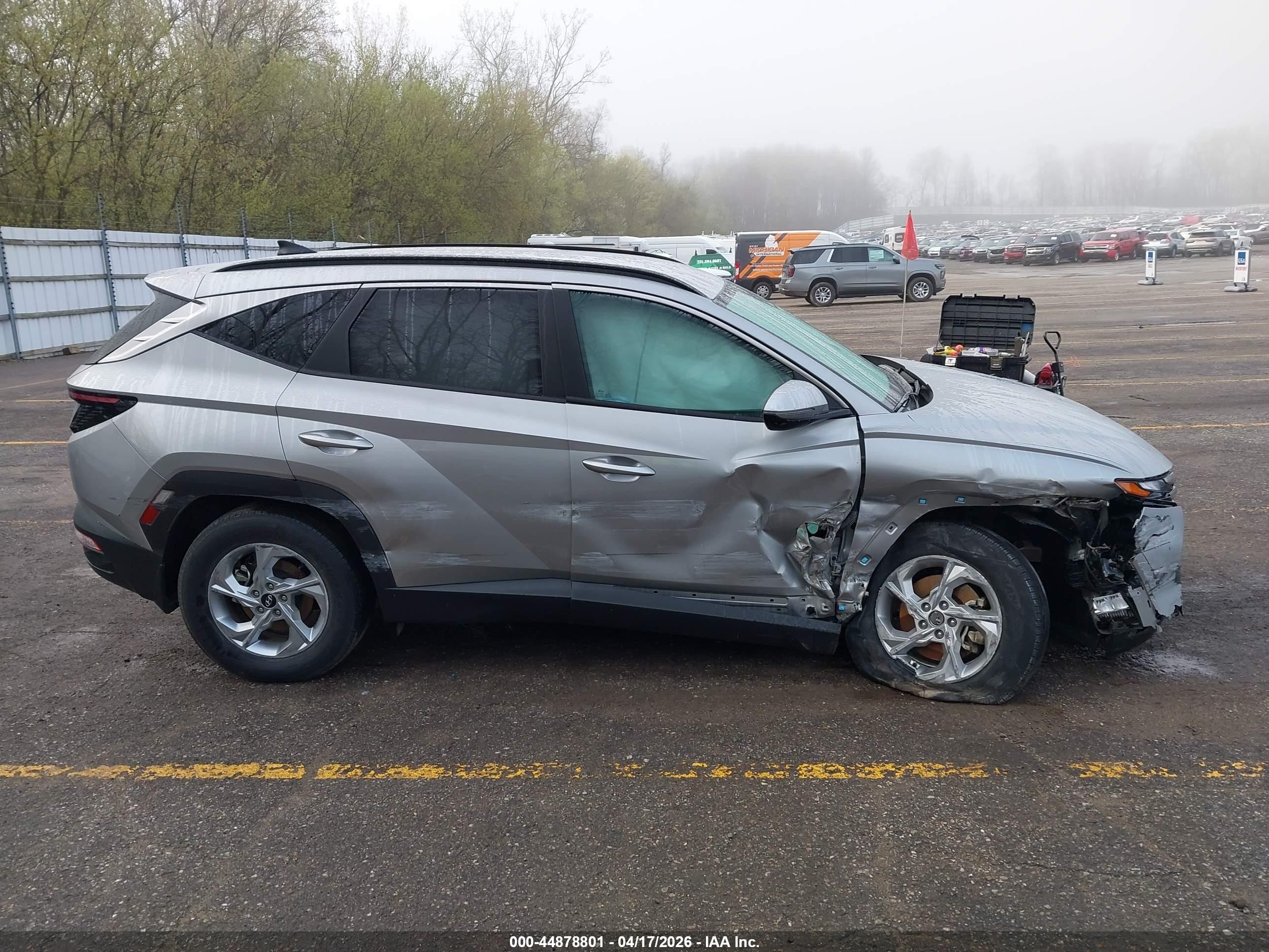 2023 Hyundai Tucson Sel Silver vin: 5NMJBCAE5PH270930