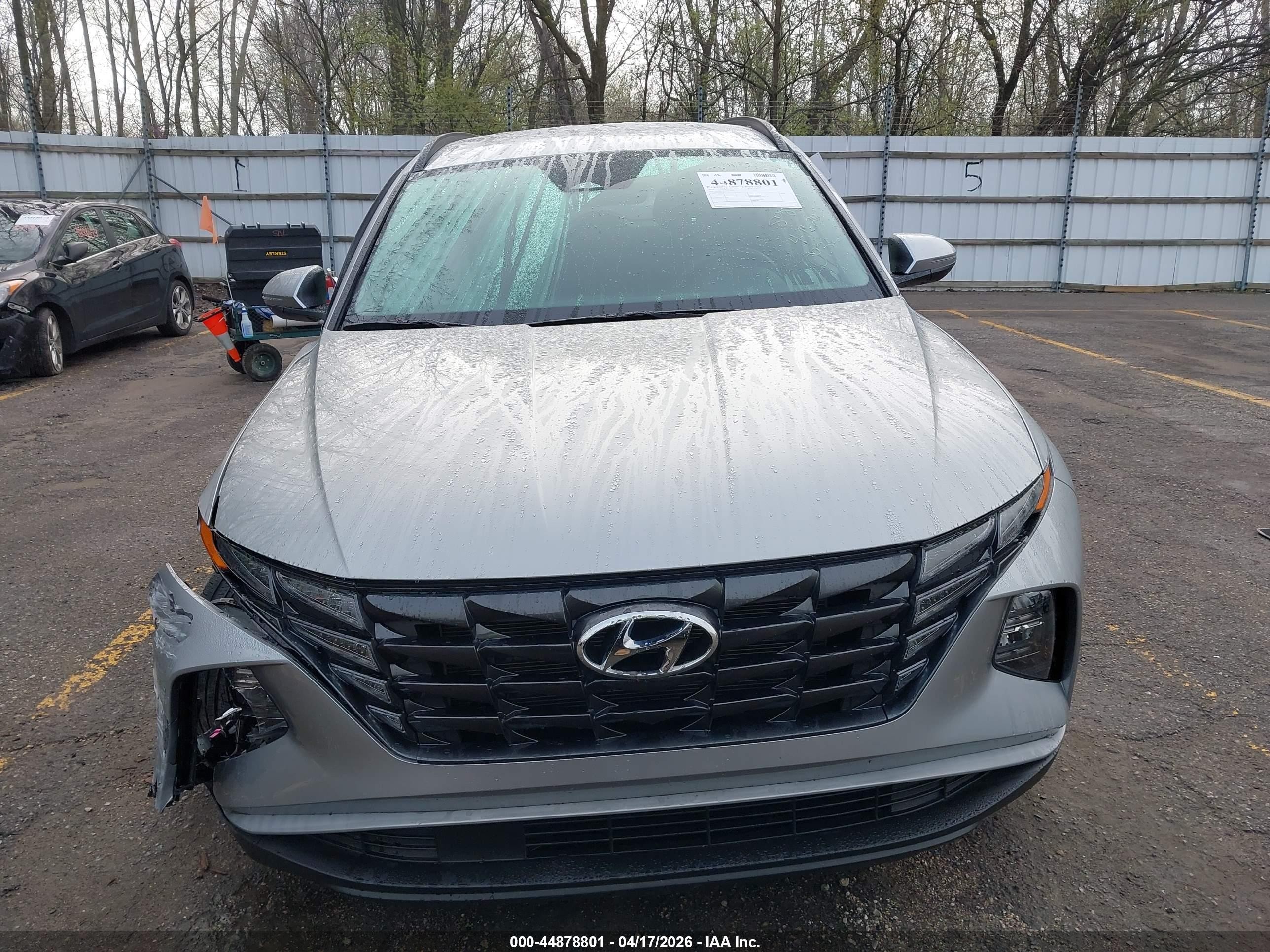 2023 Hyundai Tucson Sel Silver vin: 5NMJBCAE5PH270930