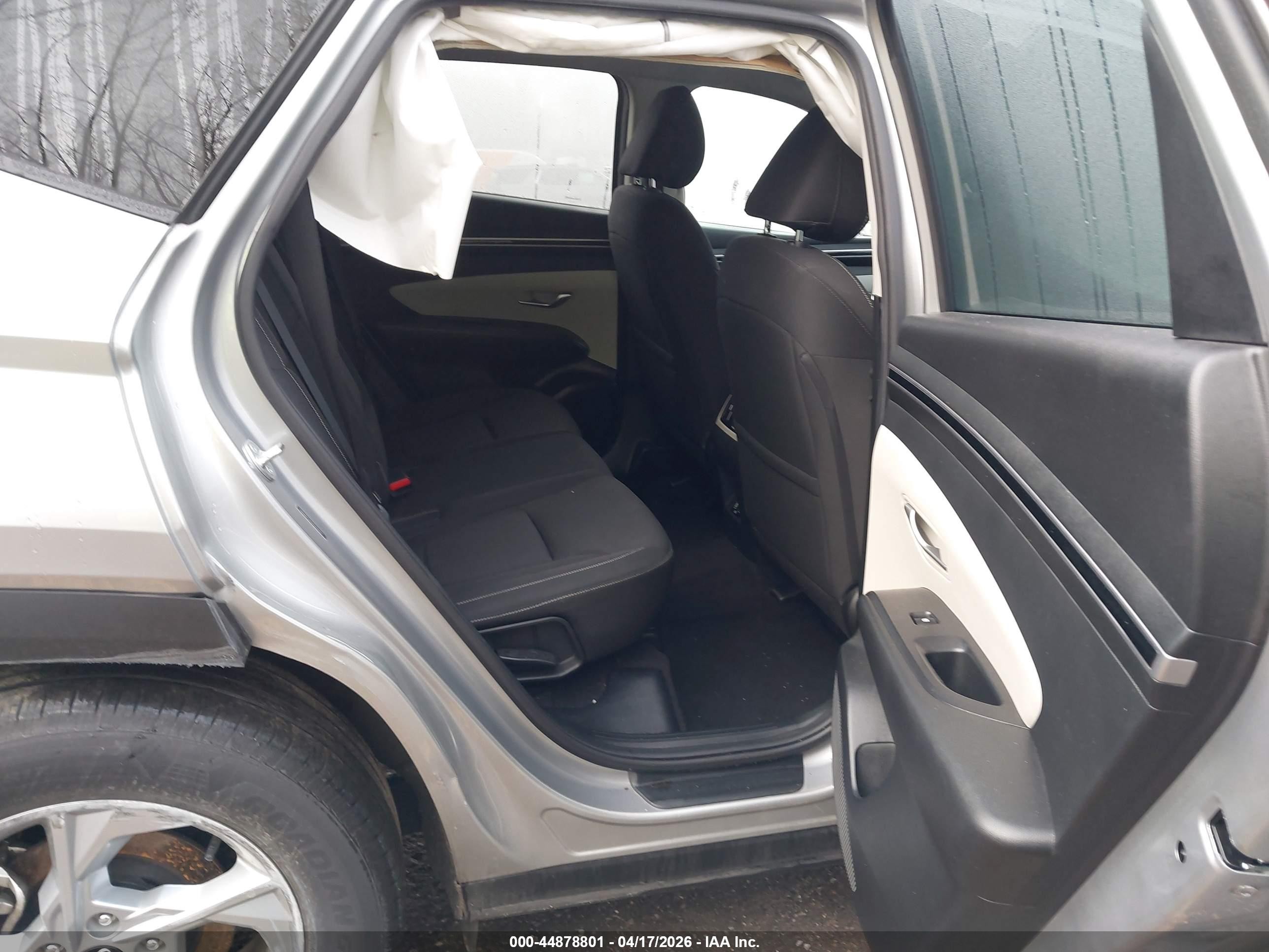 2023 Hyundai Tucson Sel Silver vin: 5NMJBCAE5PH270930