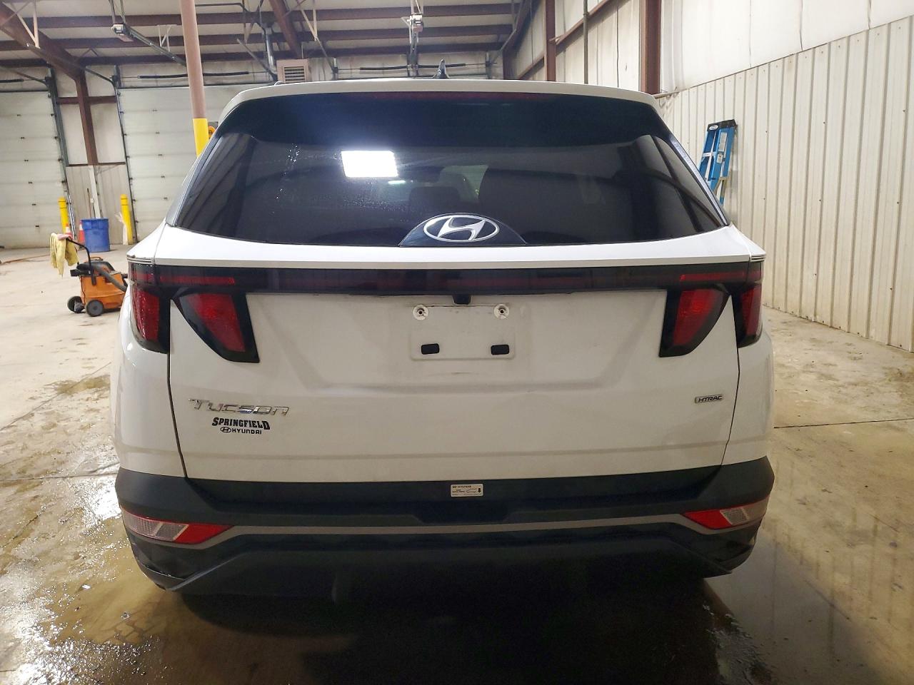 2024 Hyundai Tucson Sel White vin: 5NMJBCDE1RH411488