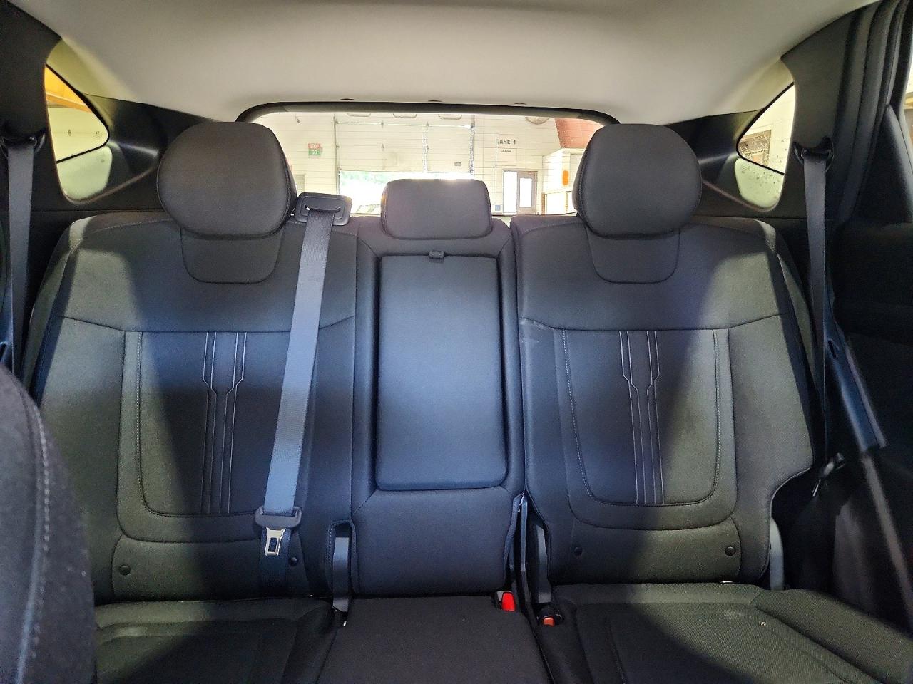 2026 Hyundai Tucson Sel Silver vin: 5NMJBCDE1TH722684