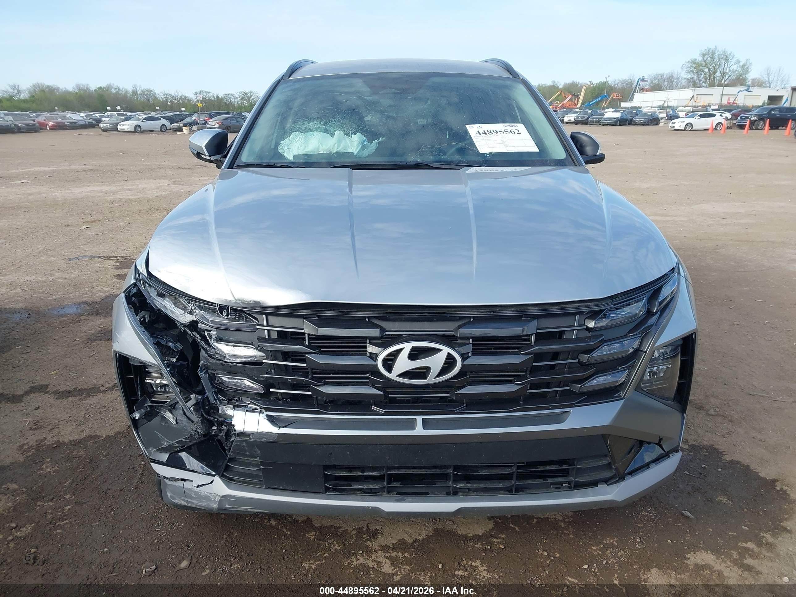 2025 Hyundai Tucson Sel Серебряный vin: 5NMJBCDE2SH533170