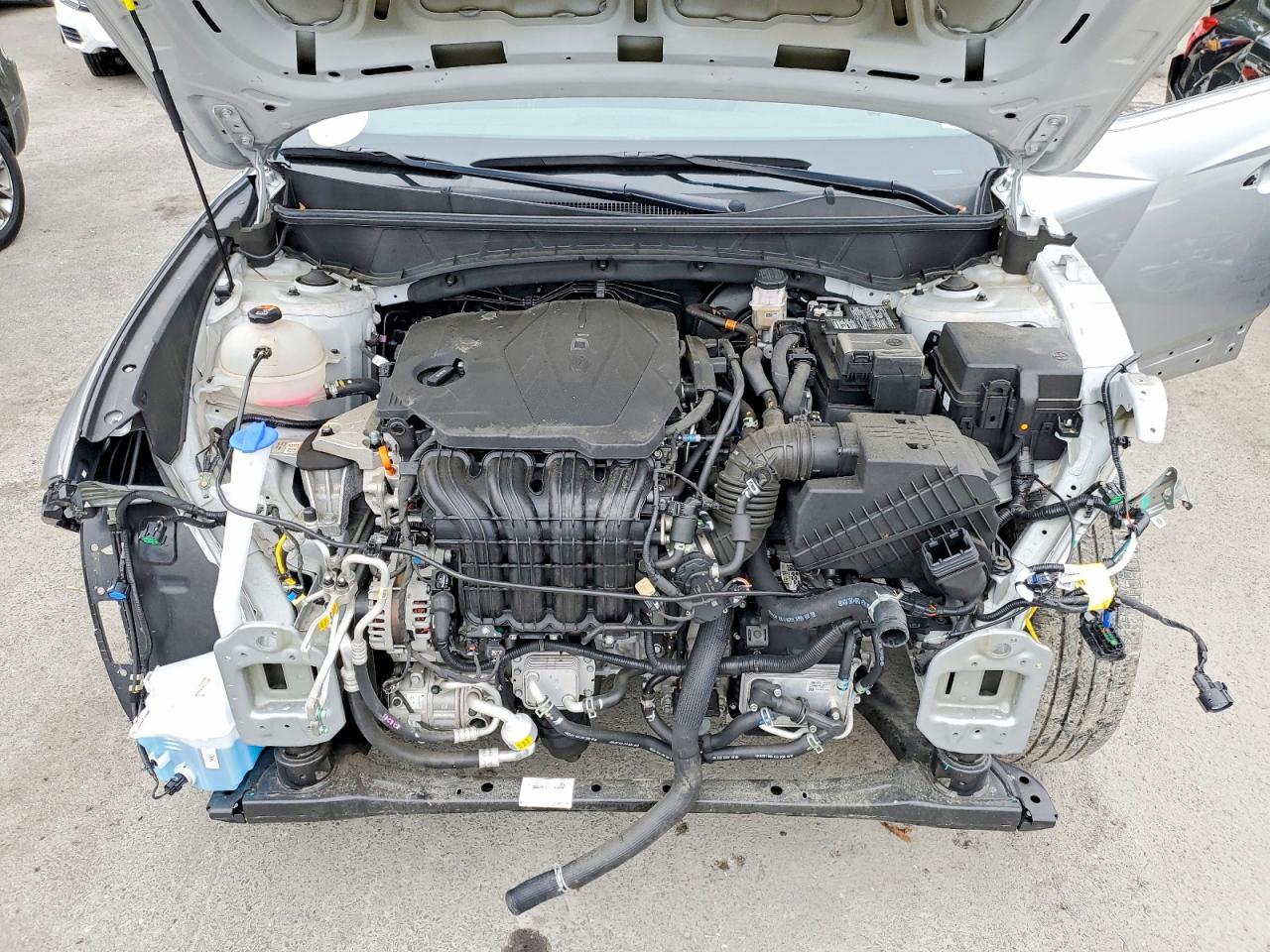 2024 Hyundai Tucson Sel Silver vin: 5NMJBCDE3RH419690