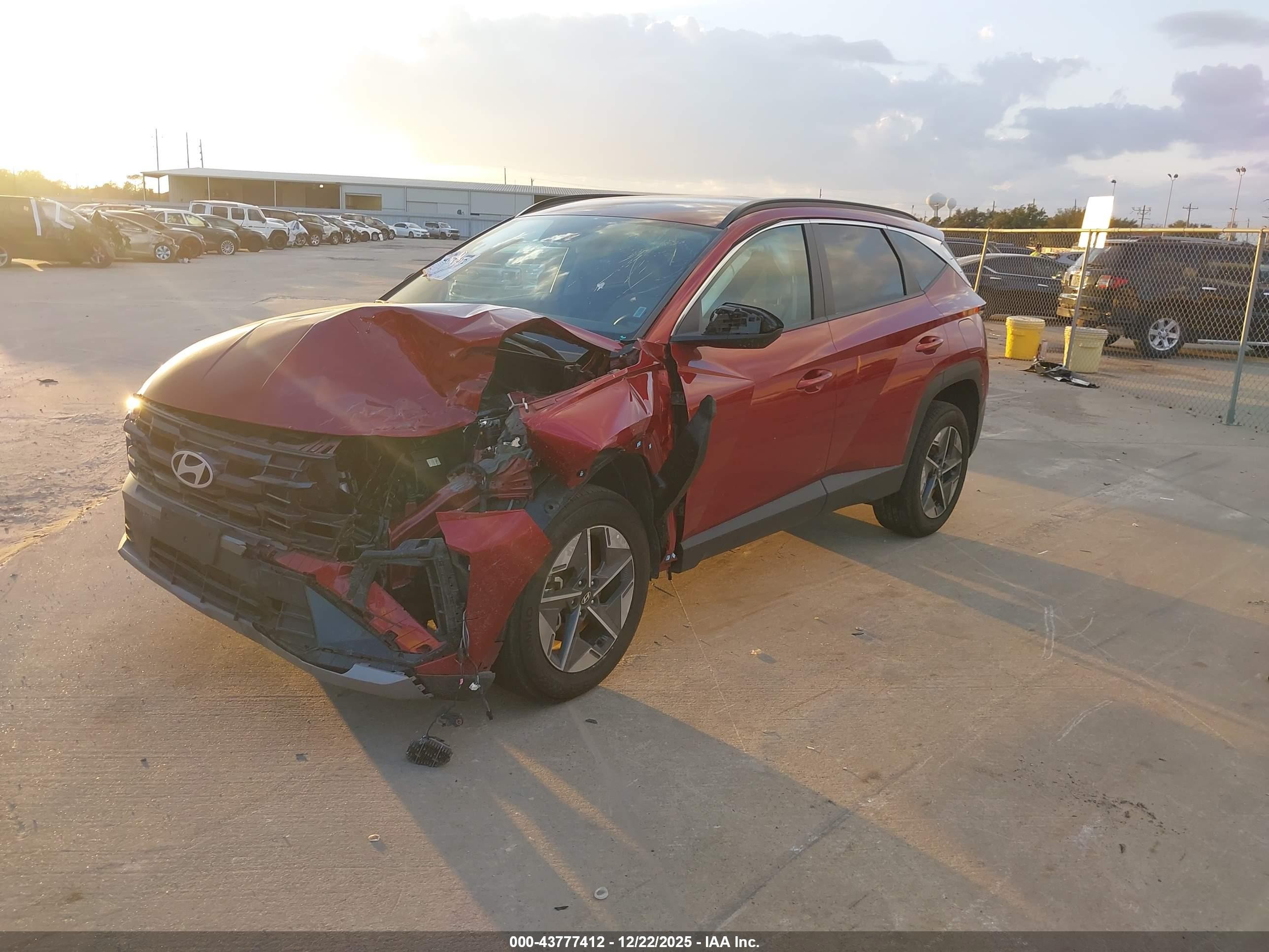 2025 Hyundai Tucson Sel Red vin: 5NMJBCDE4SH459685