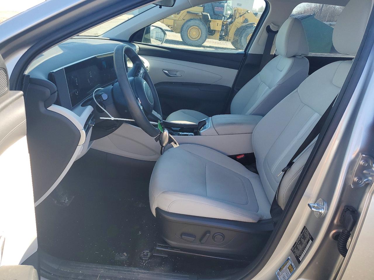 2025 Hyundai Tucson Sel Silver vin: 5NMJBCDE4SH511204