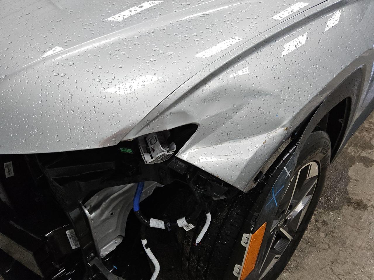 2025 Hyundai Tucson Sel Silver vin: 5NMJBCDE5SH553655 Damage: Left Front Fender, Severe Damage, Replacement Required