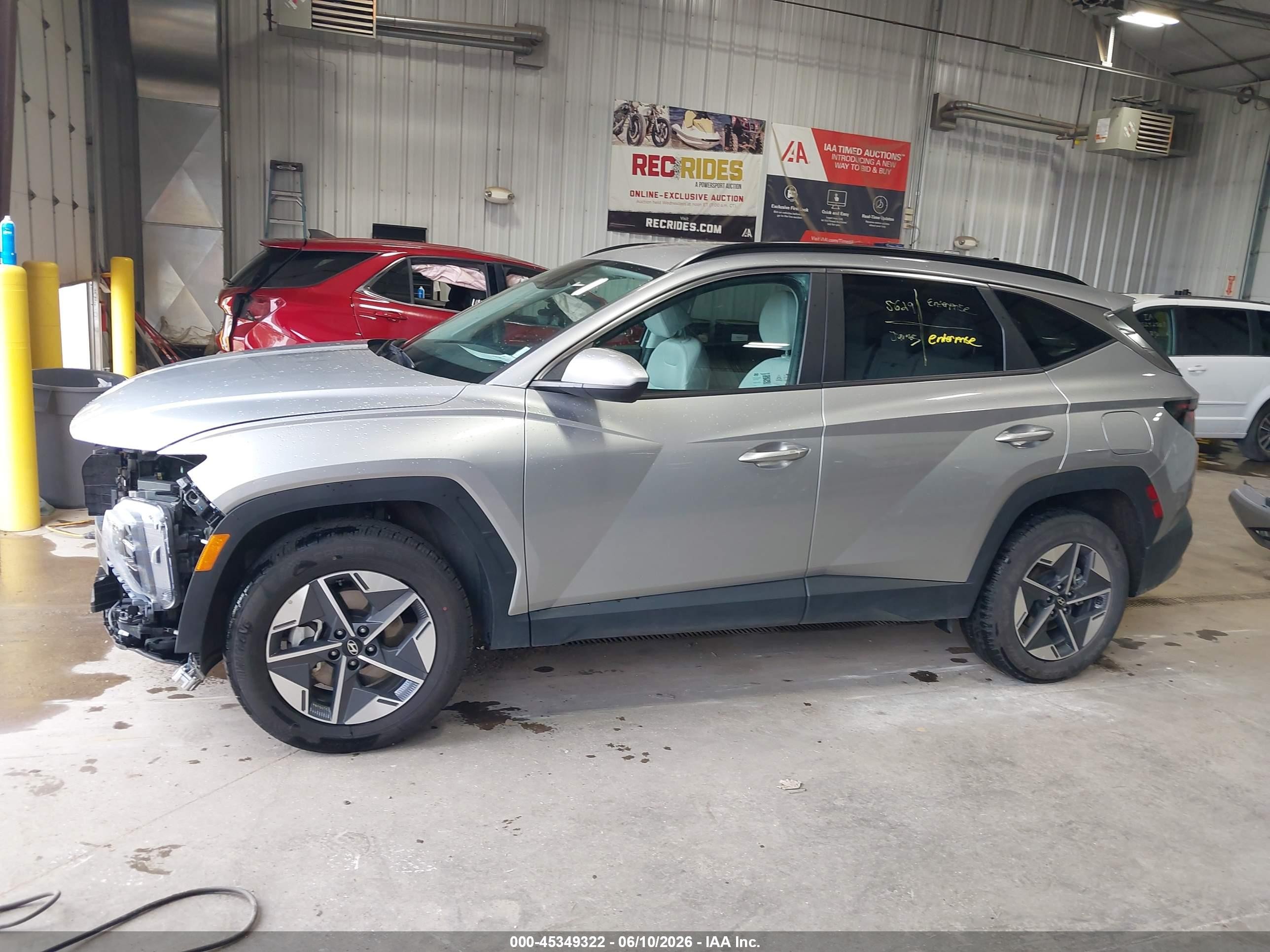 2025 Hyundai Tucson Sel Серебряный vin: 5NMJBCDE6SH495507