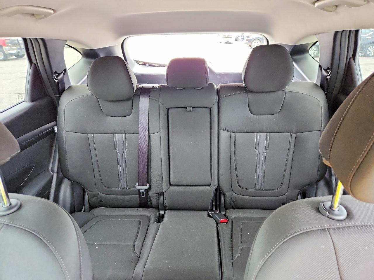 2025 Hyundai Tucson Sel Silver vin: 5NMJBCDE6SH538615