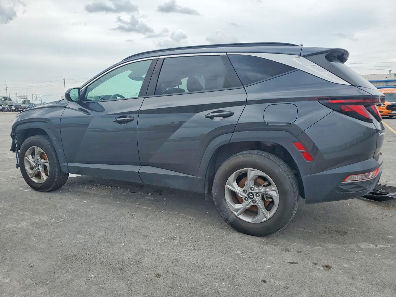 2024 Hyundai Tucson Sel Charcoal vin: 5NMJBCDE8RH327975