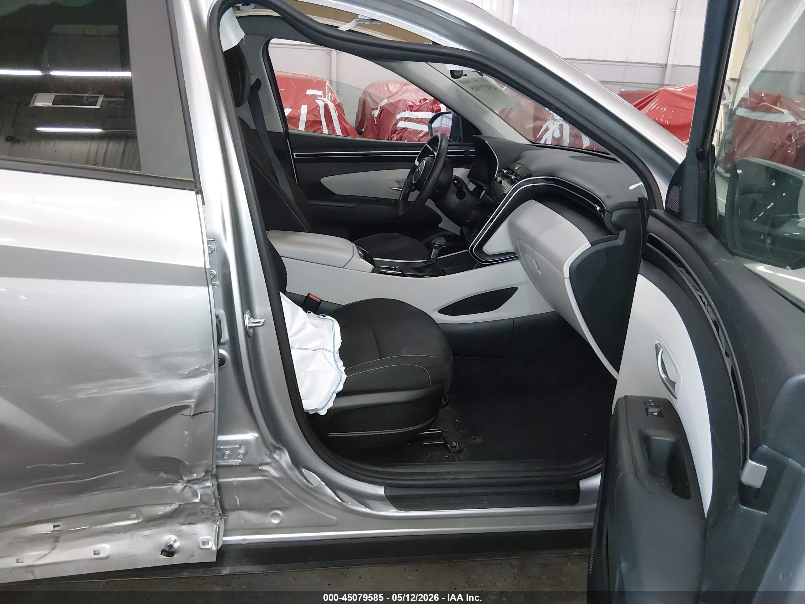 2024 Hyundai Tucson Sel Серебряный vin: 5NMJBCDE8RH357980