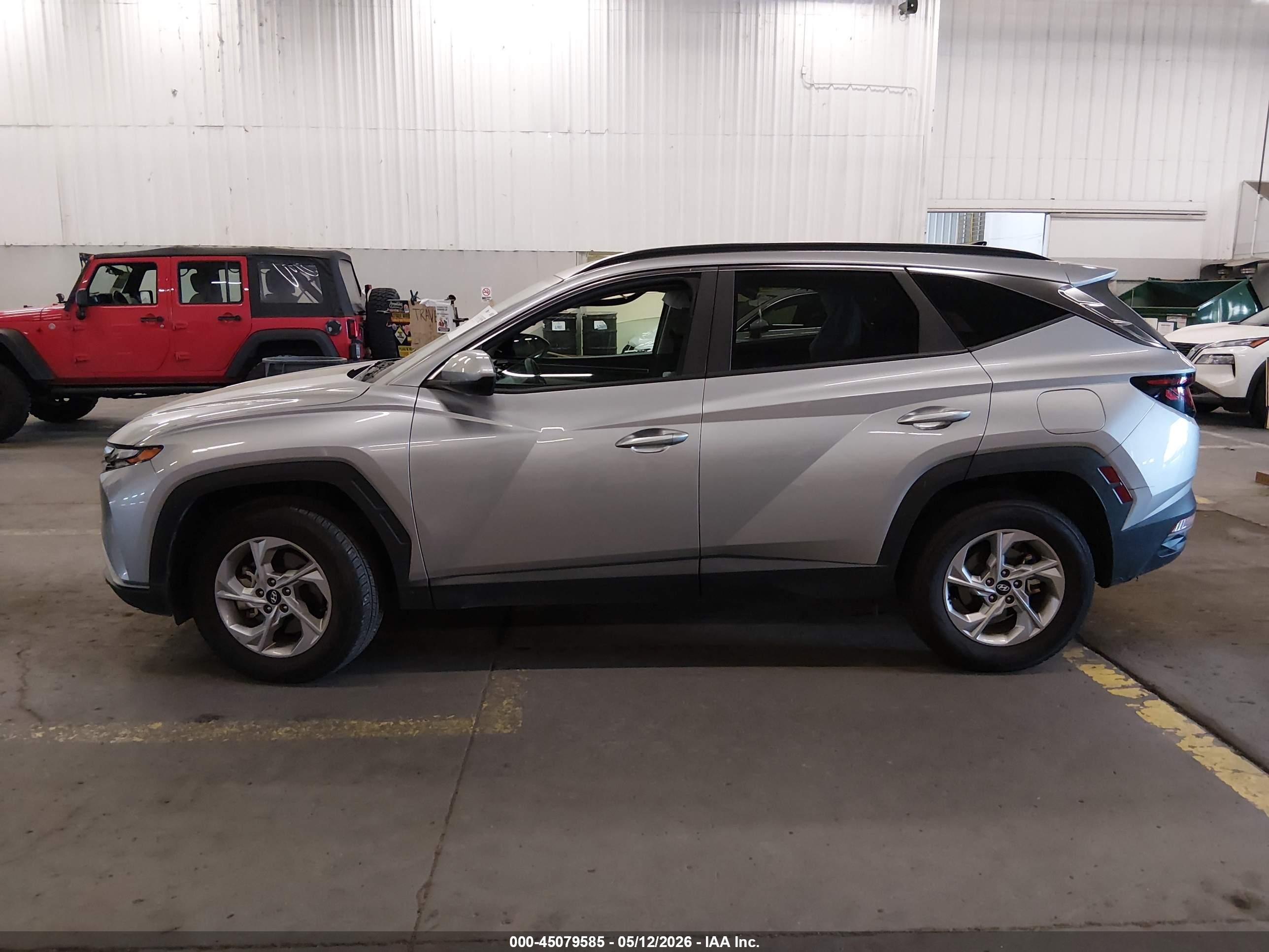 2024 Hyundai Tucson Sel Серебряный vin: 5NMJBCDE8RH357980
