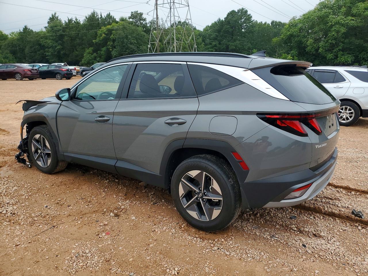 2025 Hyundai Tucson Sel Gray vin: 5NMJBCDE8SH586651