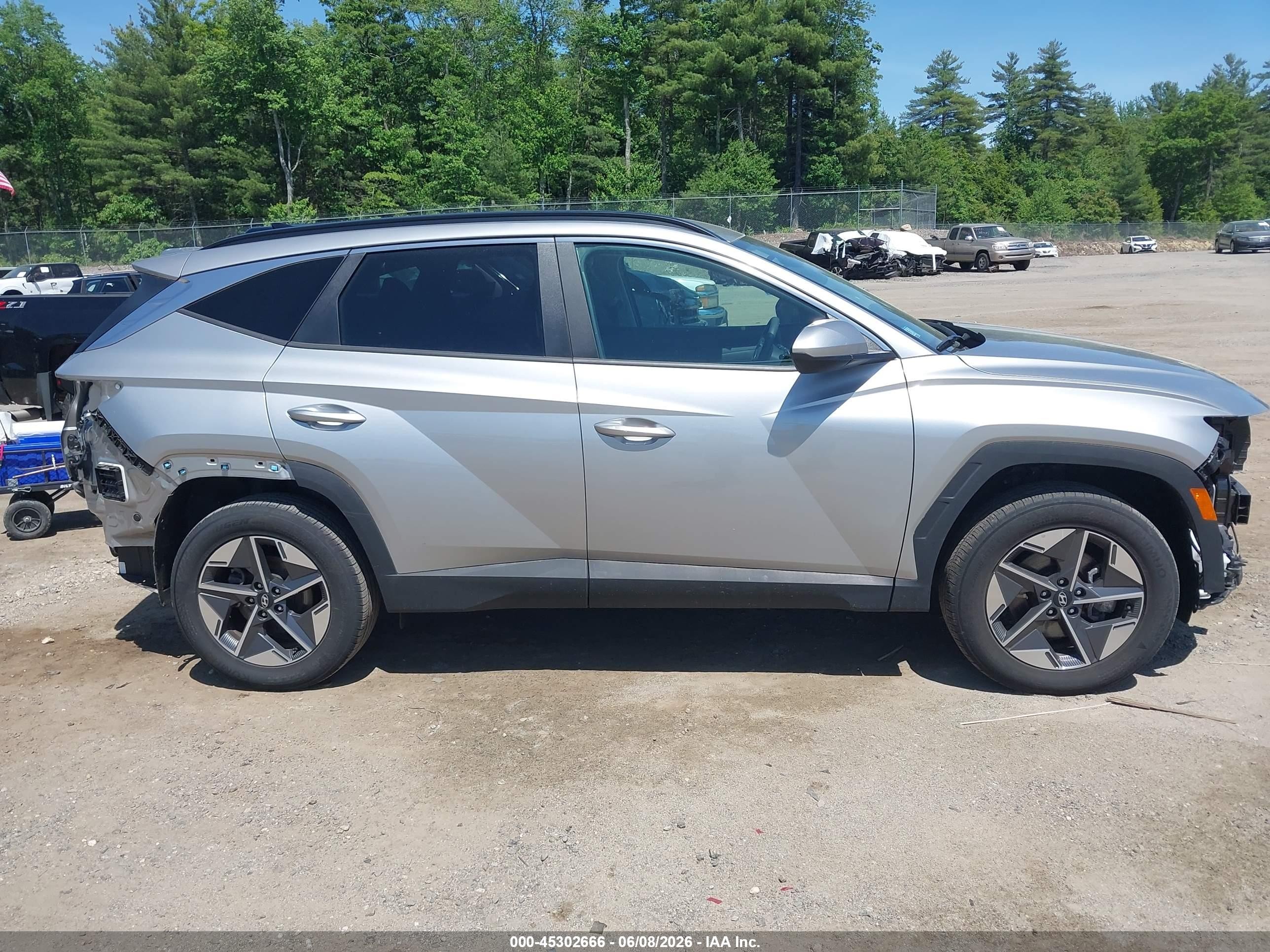 2025 Hyundai Tucson Sel Silver vin: 5NMJBCDE9SH556705