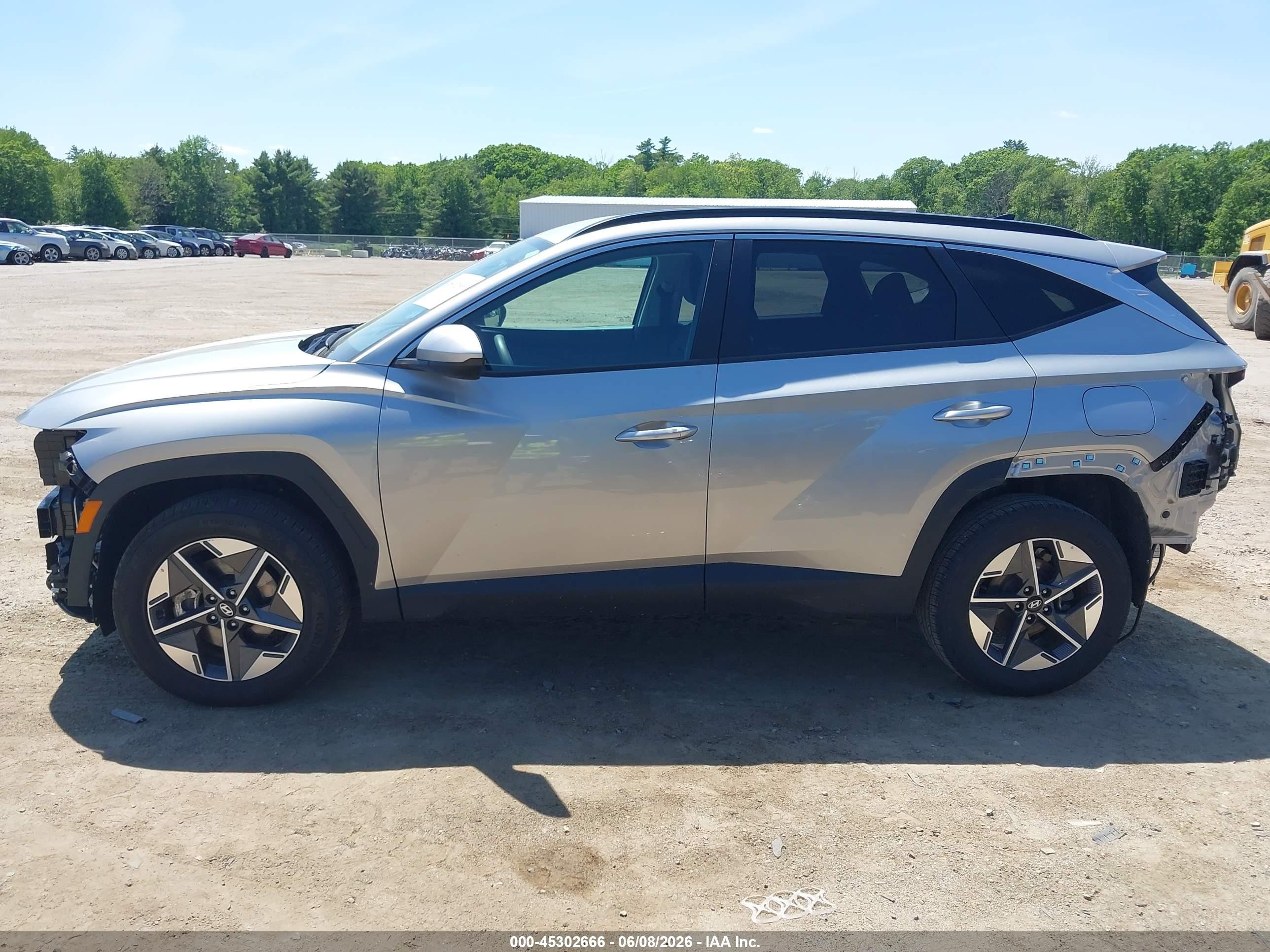 2025 Hyundai Tucson Sel Silver vin: 5NMJBCDE9SH556705