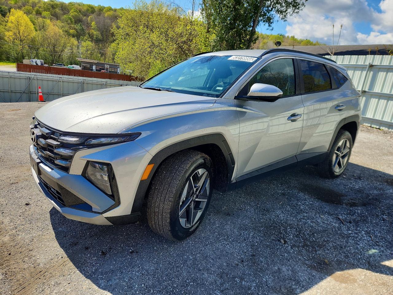 2026 Hyundai Tucson Sel Silver vin: 5NMJBCDE9TH659978