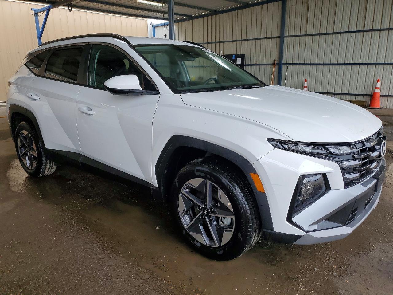 2026 Hyundai Tucson Sel White vin: 5NMJBCDEXTH671007