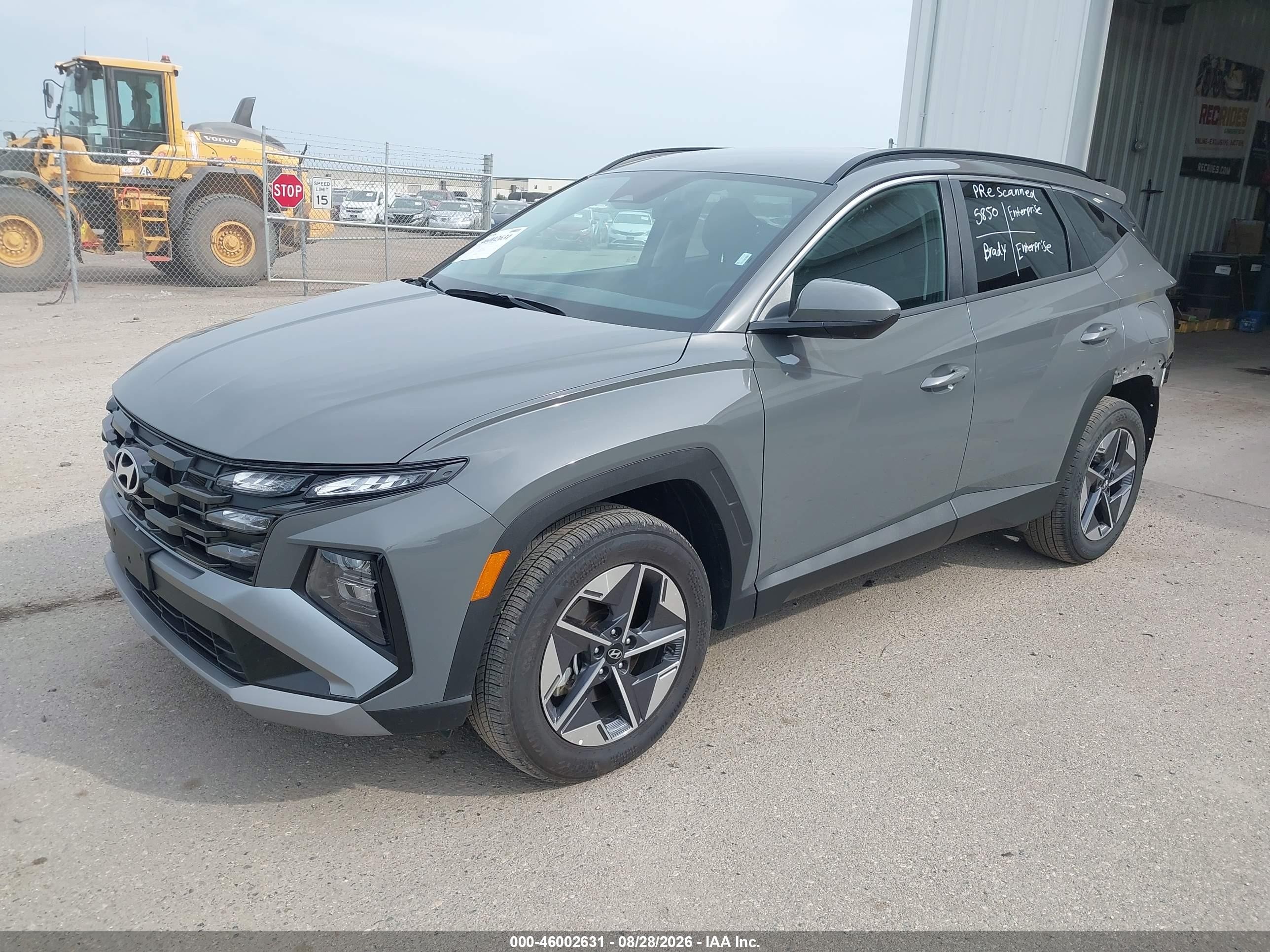 2026 Hyundai Tucson Sel Gray vin: 5NMJBCDEXTH721484