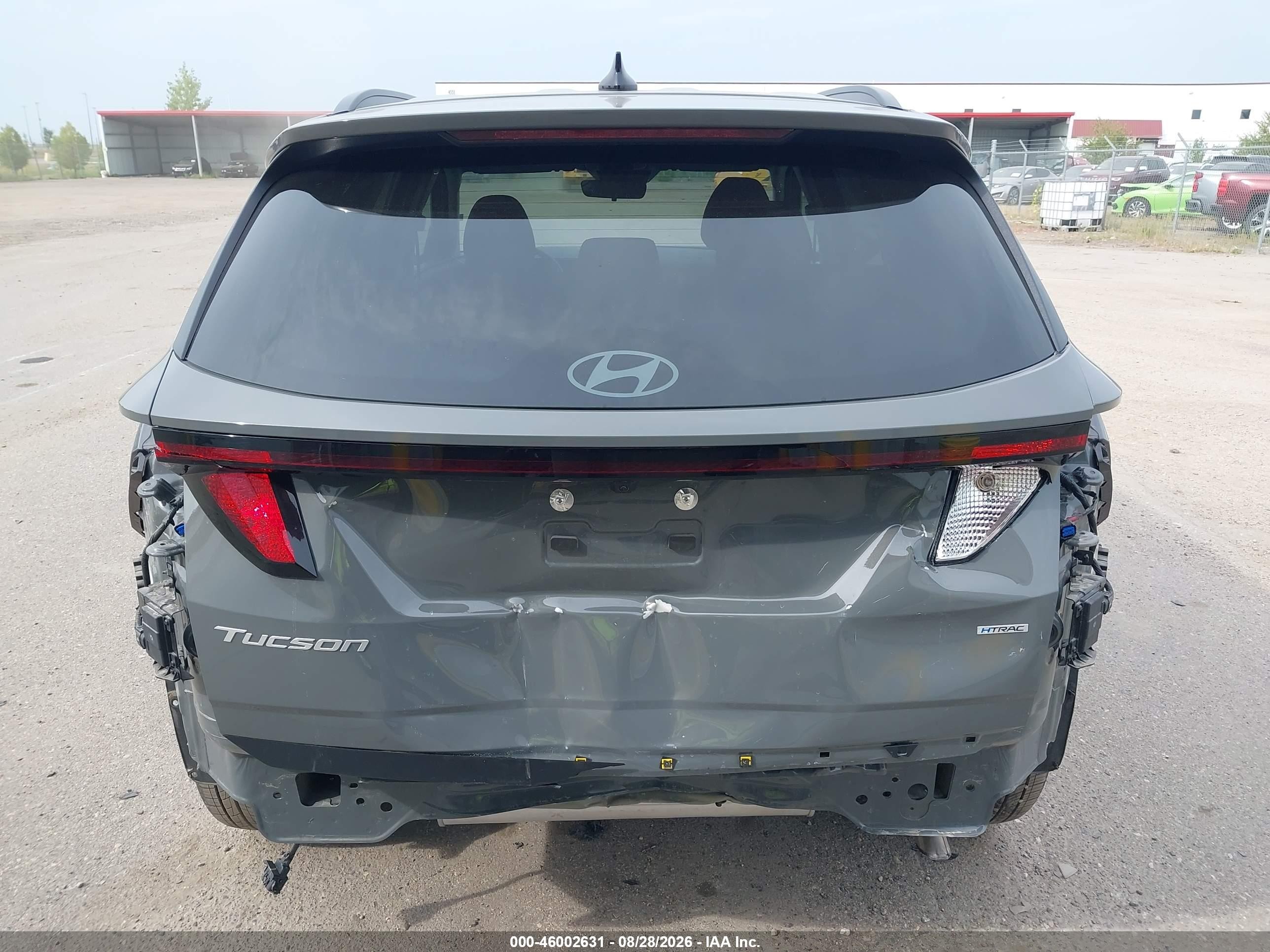 2026 Hyundai Tucson Sel Gray vin: 5NMJBCDEXTH721484