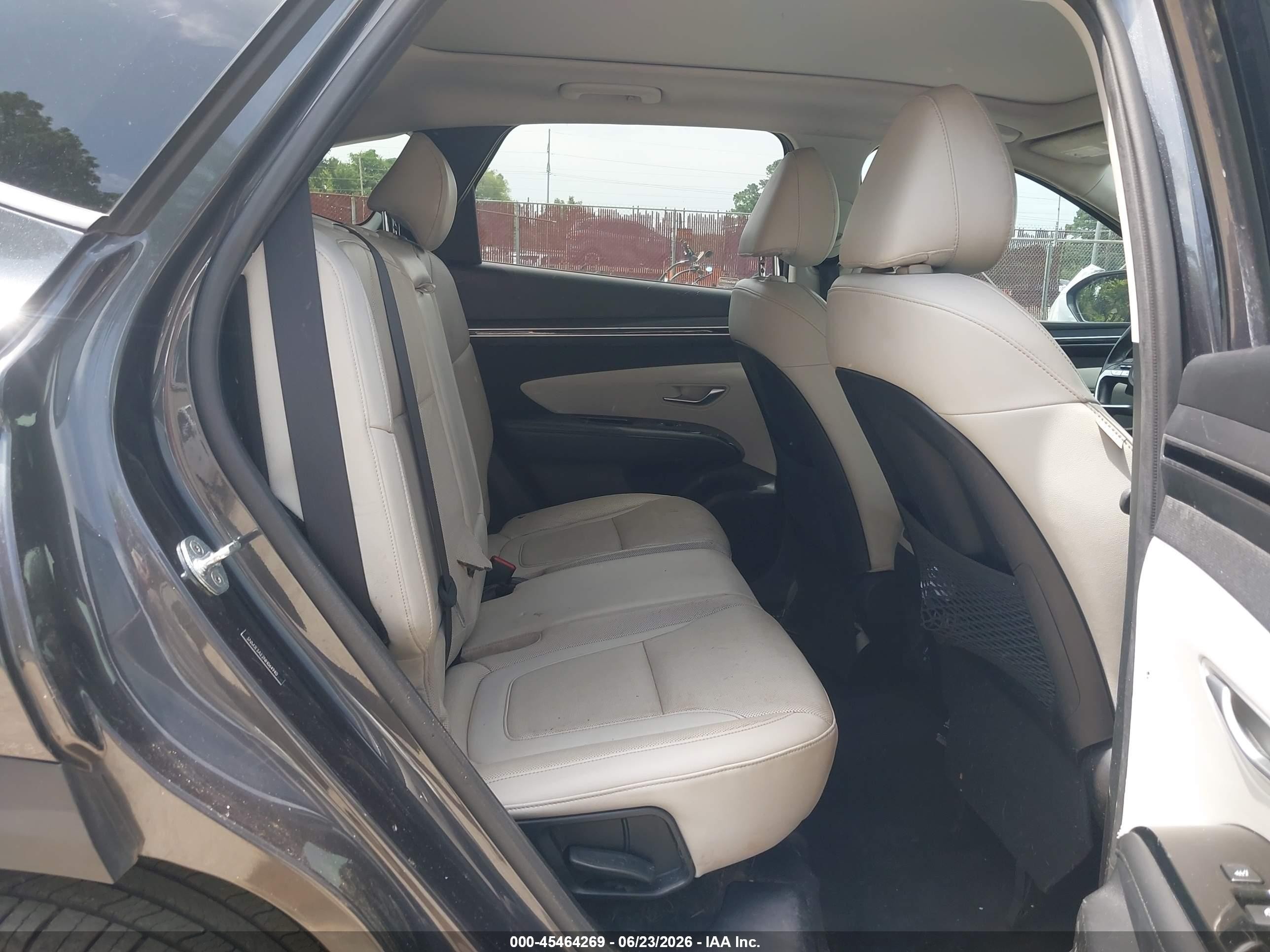 2022 Hyundai Tucson Limited Gray vin: 5NMJE3AE2NH064940