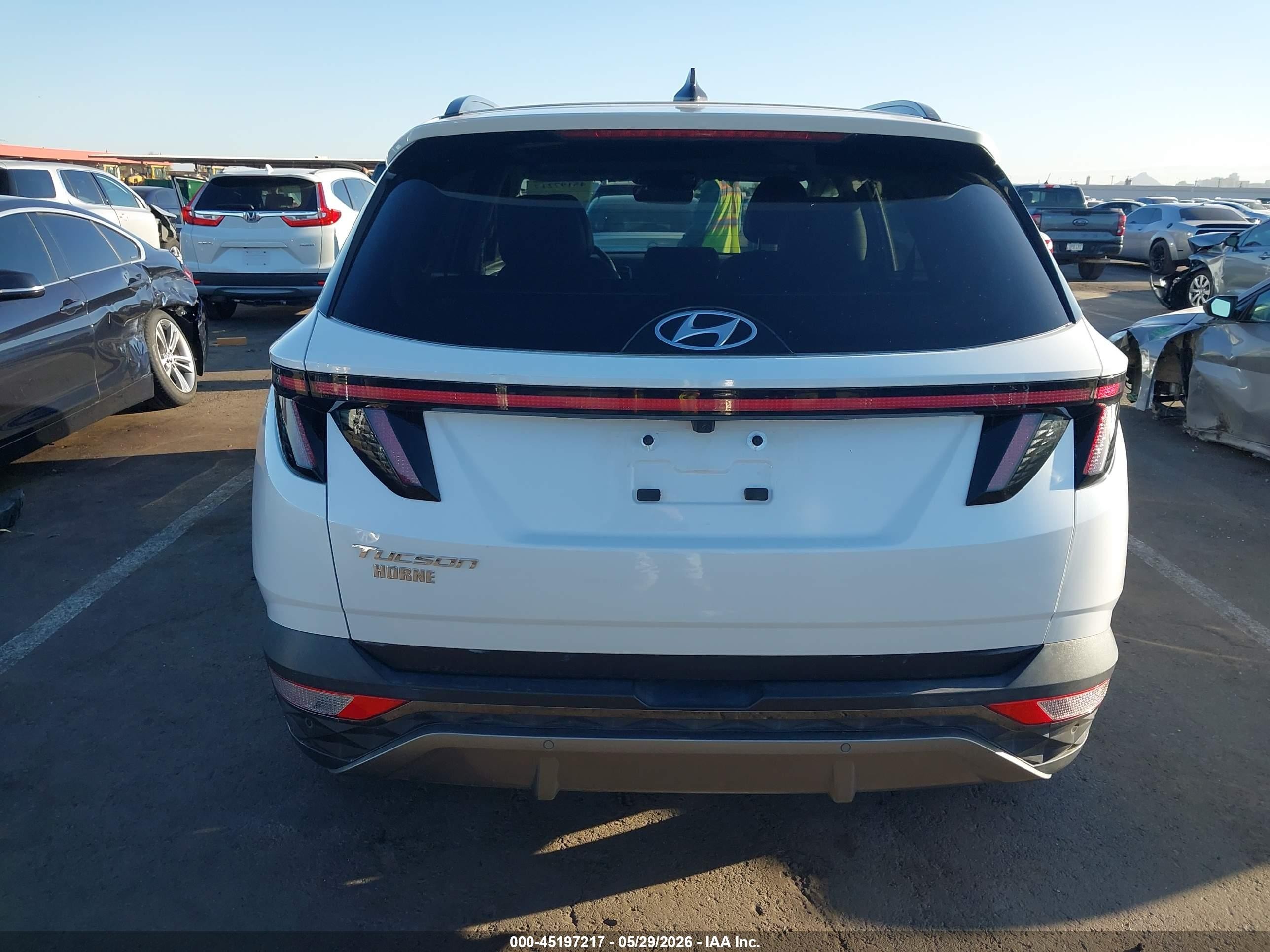 2022 Hyundai Tucson Limited Белый vin: 5NMJE3AE3NH018808