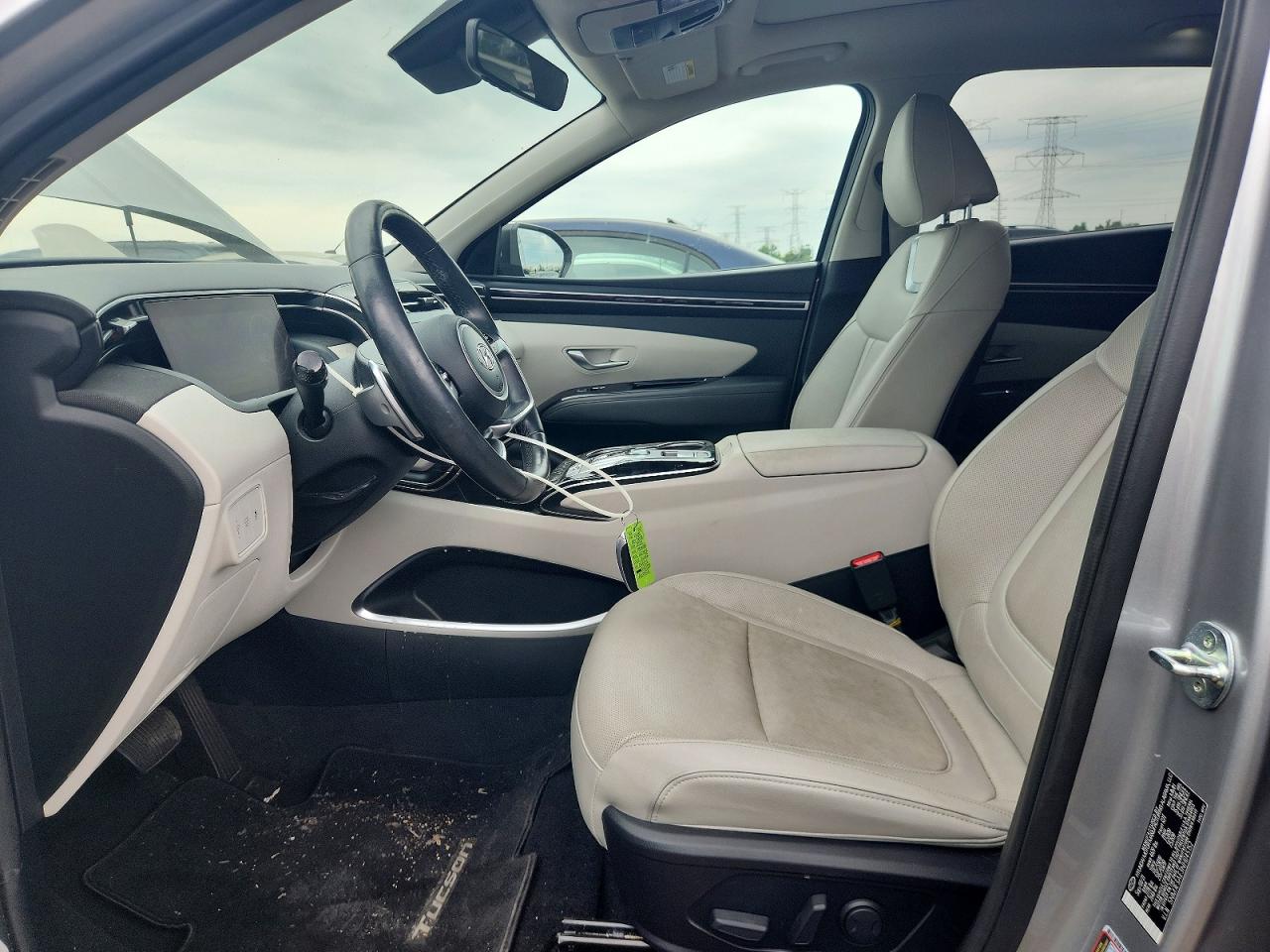 2022 Hyundai Tucson Limited Серебряный vin: 5NMJE3AE3NH045152