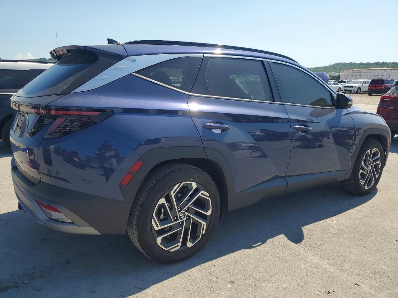 2025 Hyundai Tucson Limited Blue vin: 5NMJE3DE8SH577679