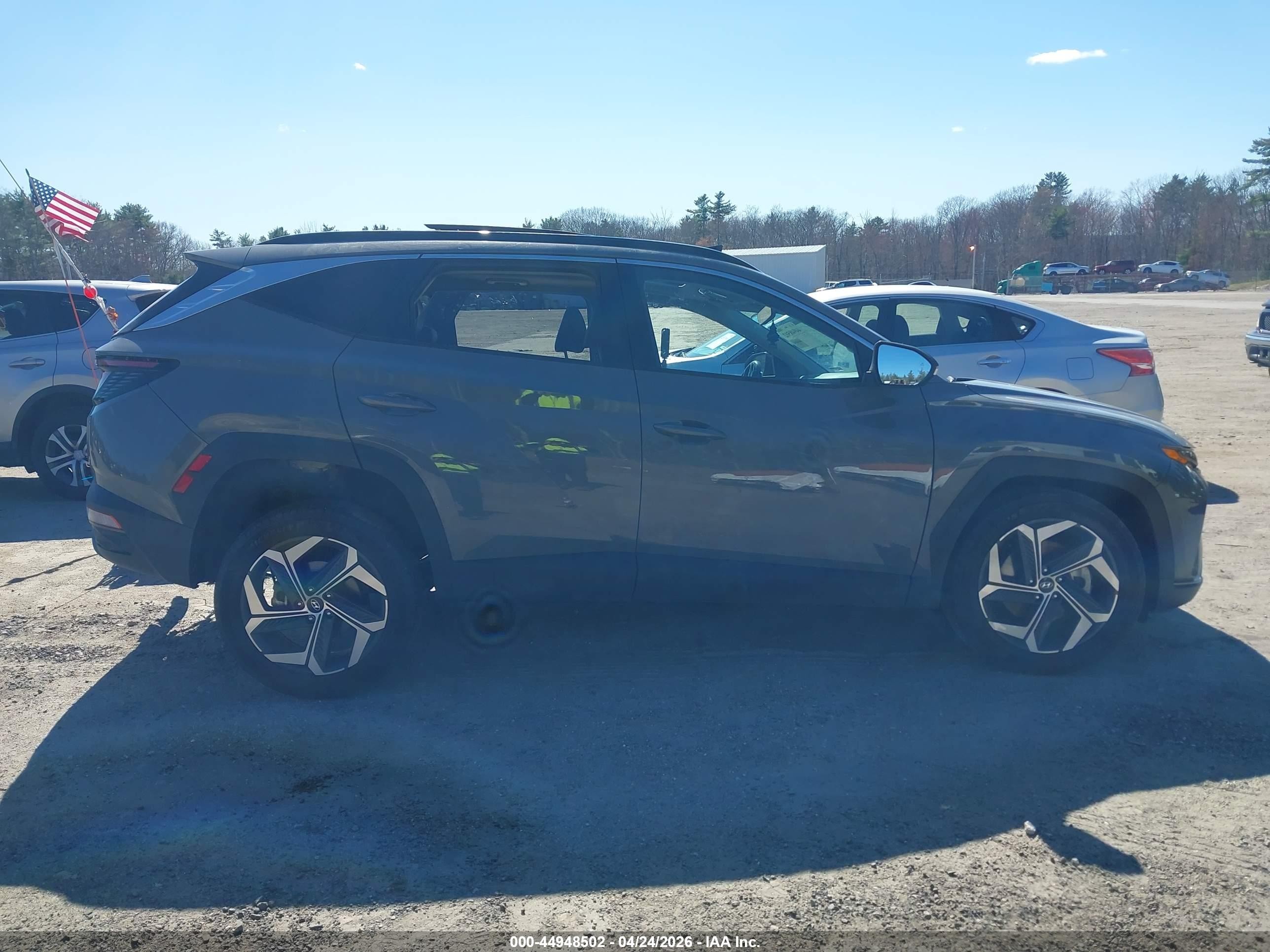 2024 Hyundai Tucson Limited Gray vin: 5NMJECDE4RH400587