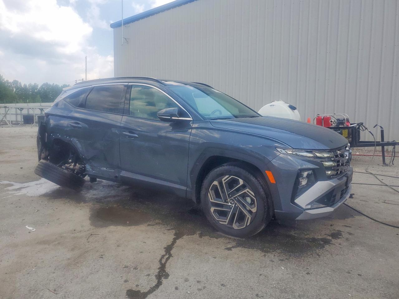2025 Hyundai Tucson Limited Gray vin: 5NMJECDE5SH526334