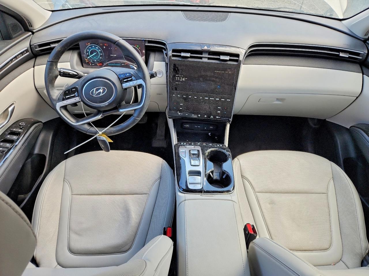 2024 Hyundai Tucson Limited Silver vin: 5NMJECDE9RH319682