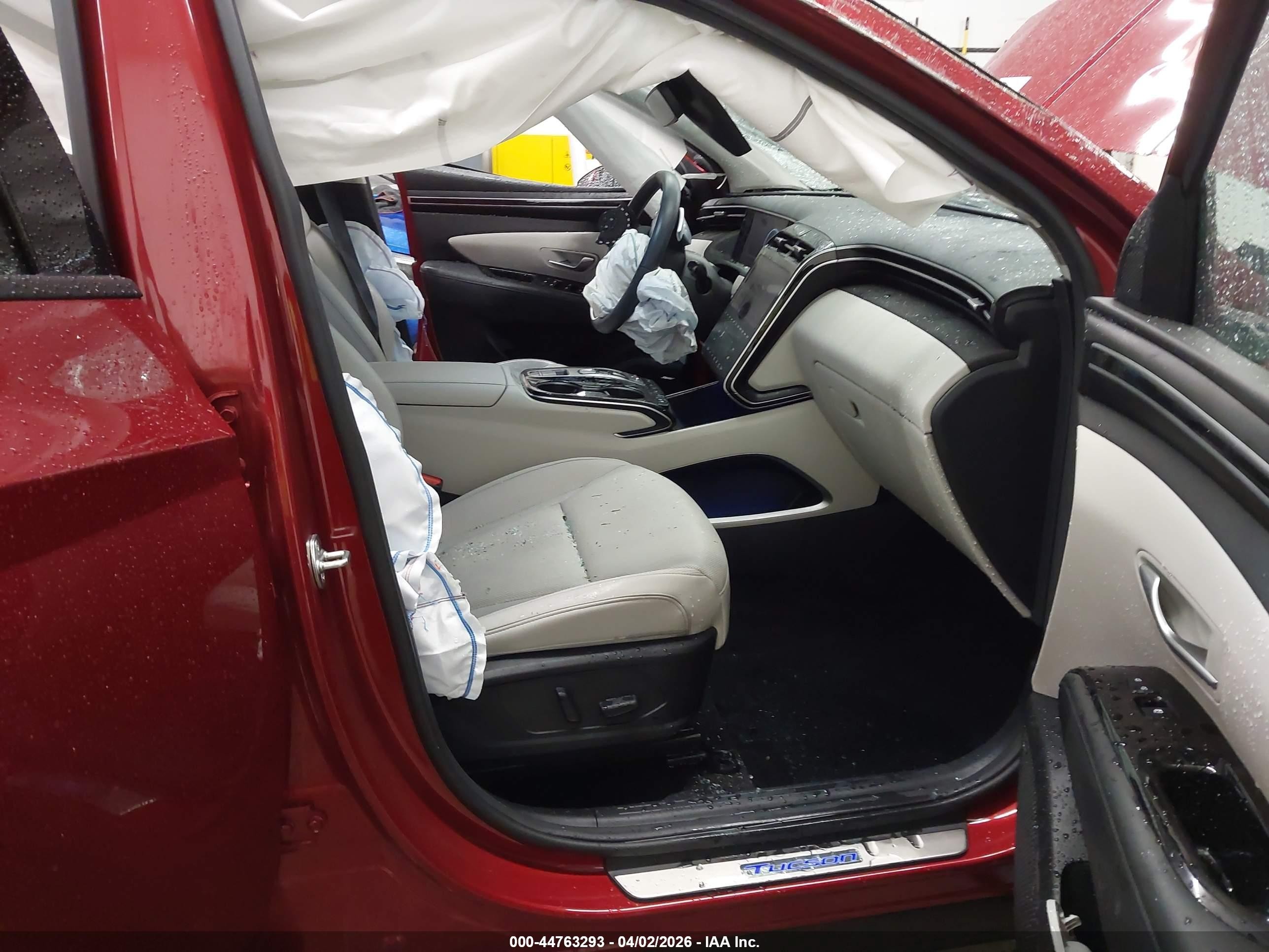 2024 Hyundai Tucson Limited Red vin: 5NMJECDE9RH431799