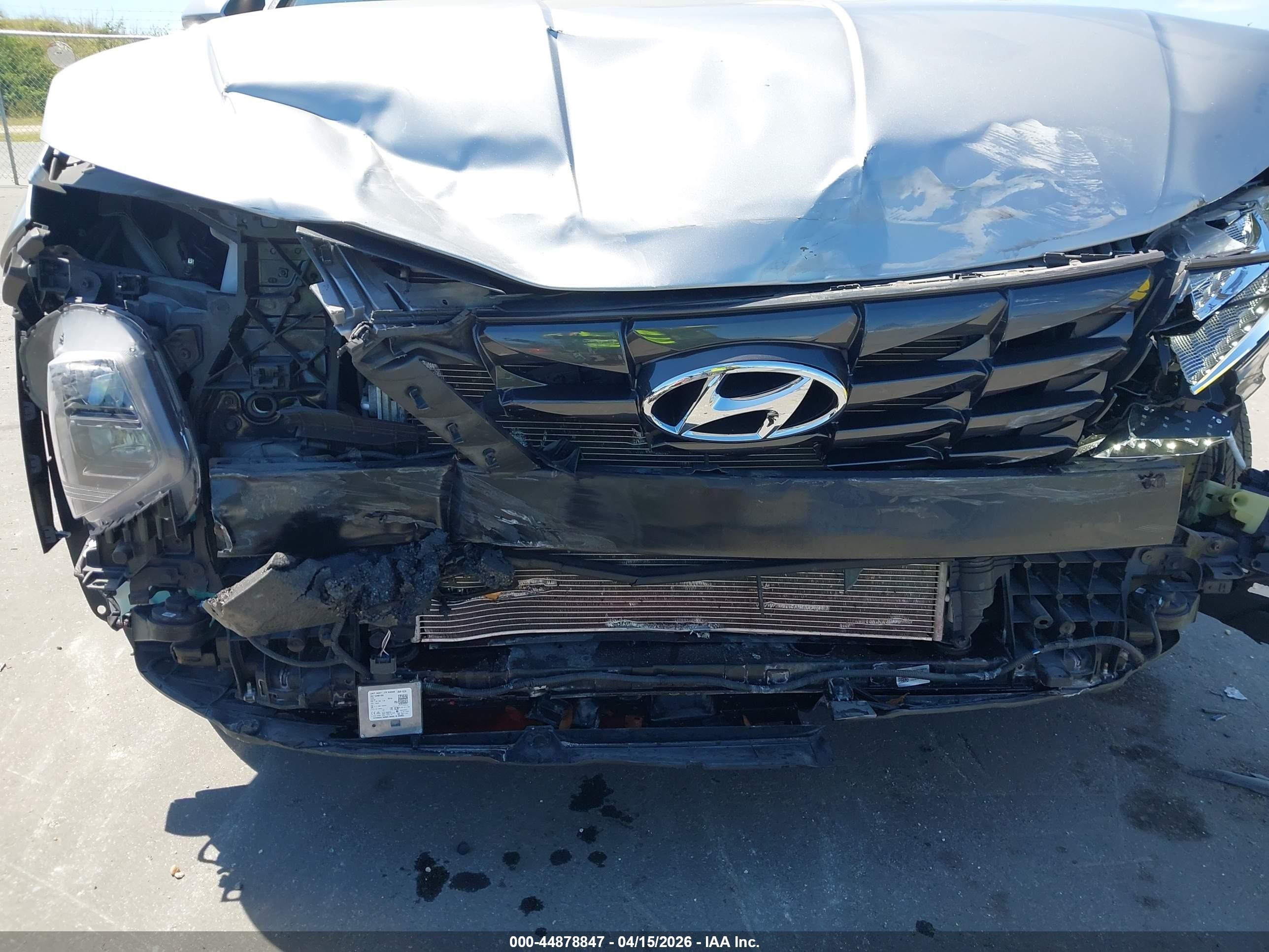 2022 Hyundai Tucson Sel Серебряный vin: 5NMJF3AE1NH129015