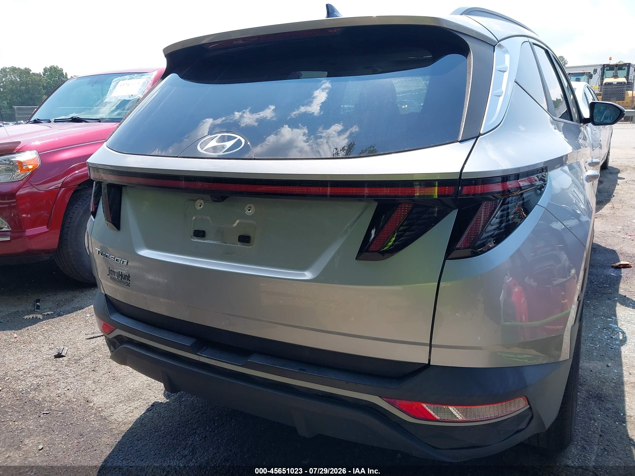 2023 Hyundai Tucson Sel Серебряный vin: 5NMJF3AE4PH174517