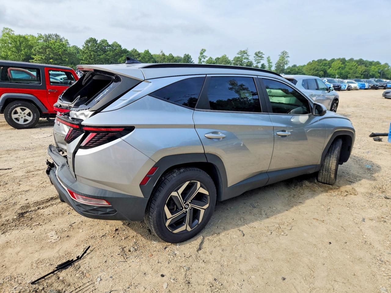 2022 Hyundai Tucson Sel Silver vin: 5NMJFCAE5NH063262