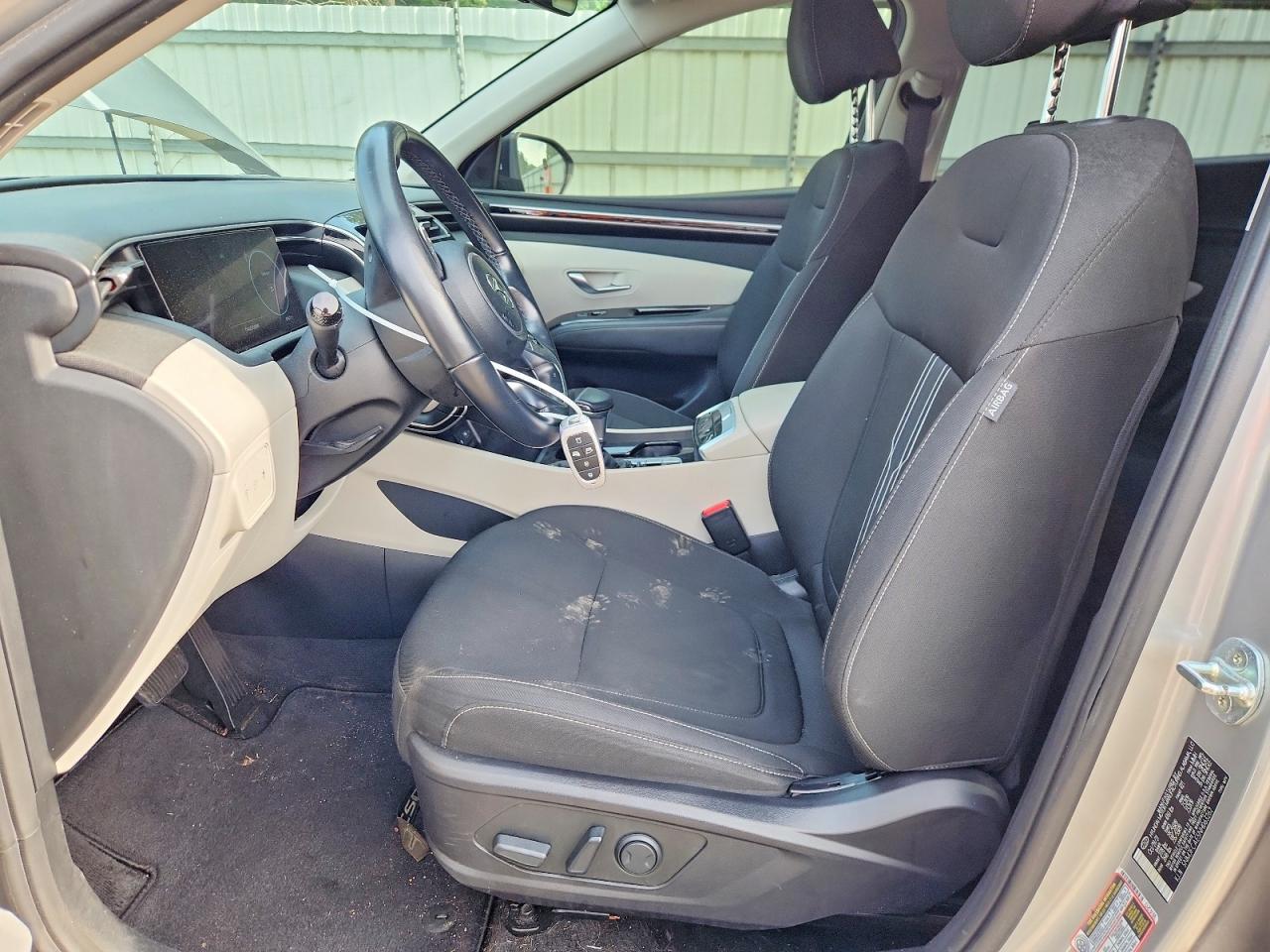 2022 Hyundai Tucson Sel Silver vin: 5NMJFCAE5NH063262