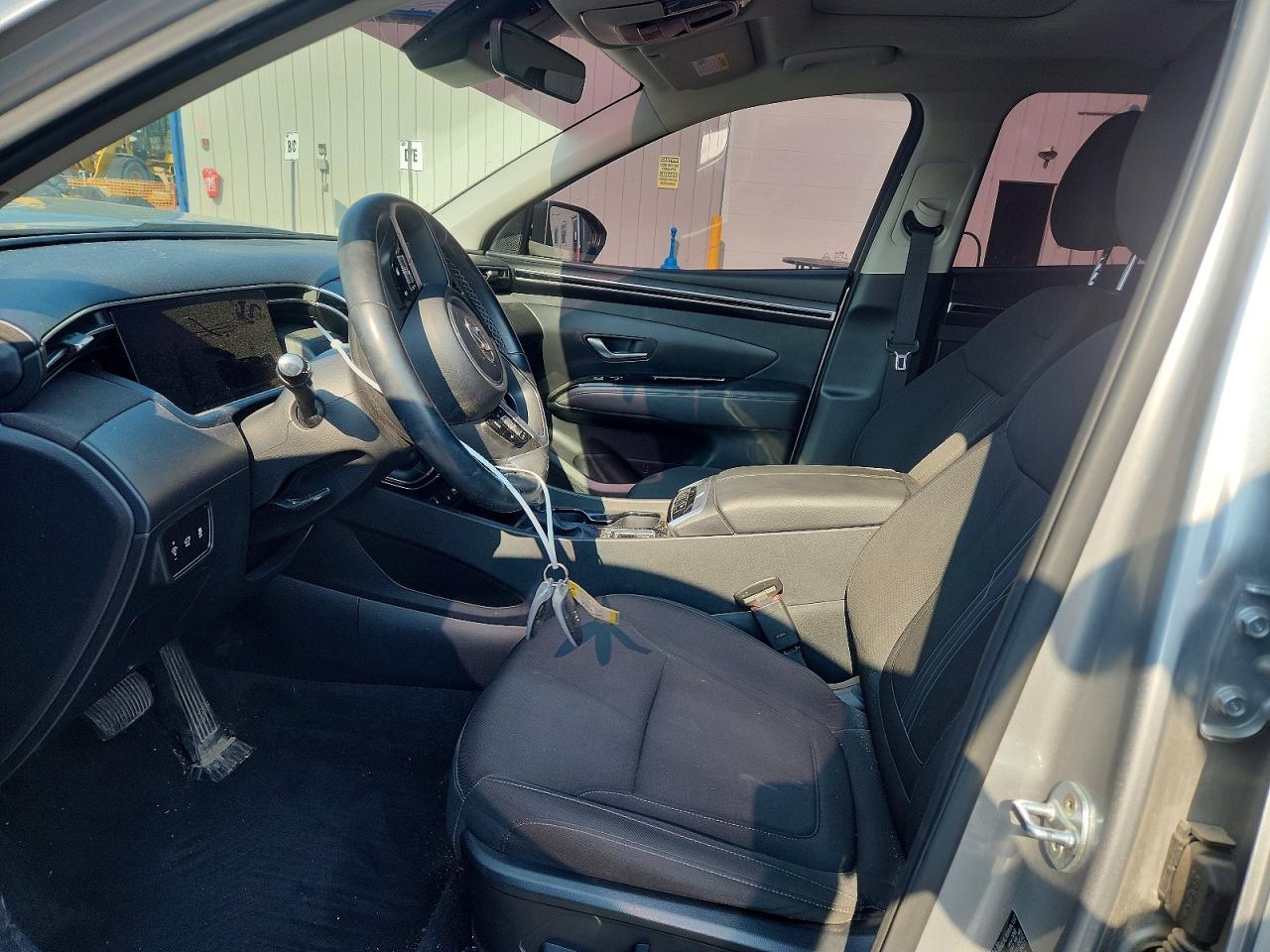 2022 Hyundai Tucson Sel Silver vin: 5NMJFCAE9NH004117