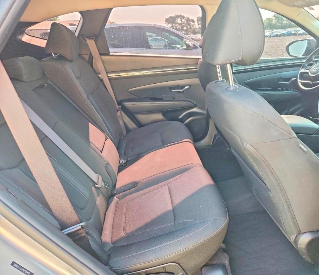 2022 Hyundai Tucson Sel Silver vin: 5NMJFCAE9NH004117