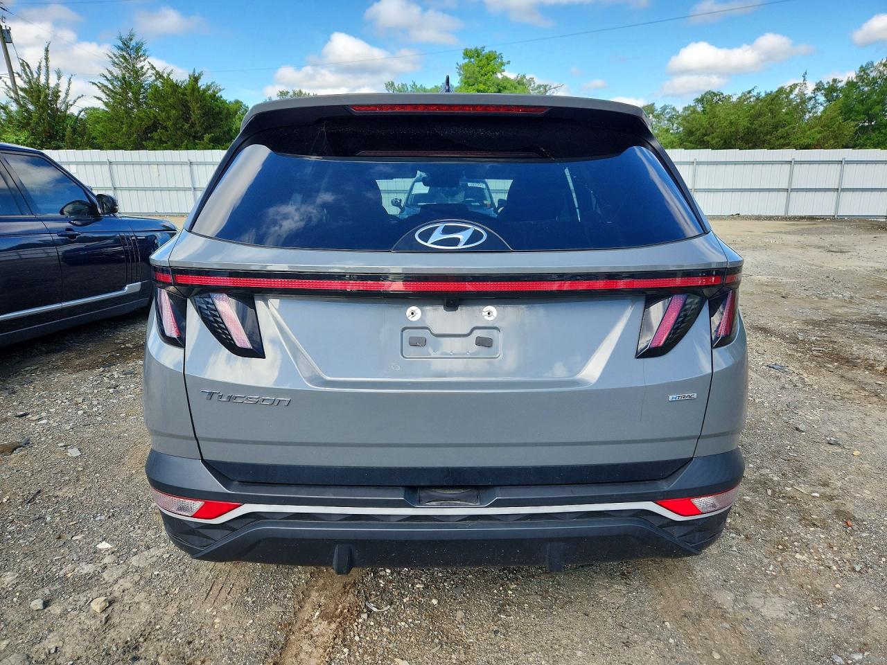 2024 Hyundai Tucson Sel Gray vin: 5NMJFCDE2RH399663