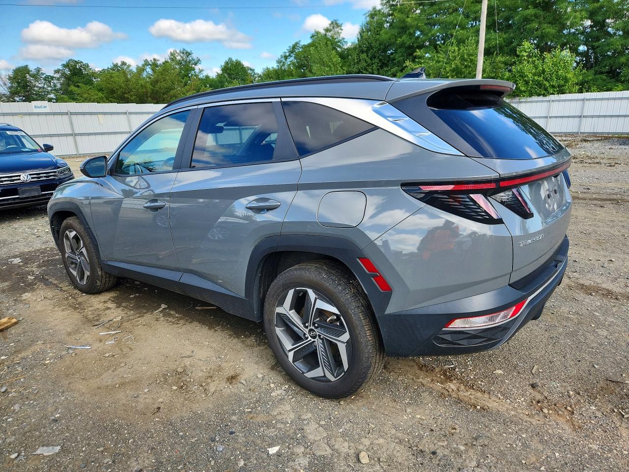 2024 Hyundai Tucson Sel Gray vin: 5NMJFCDE2RH399663