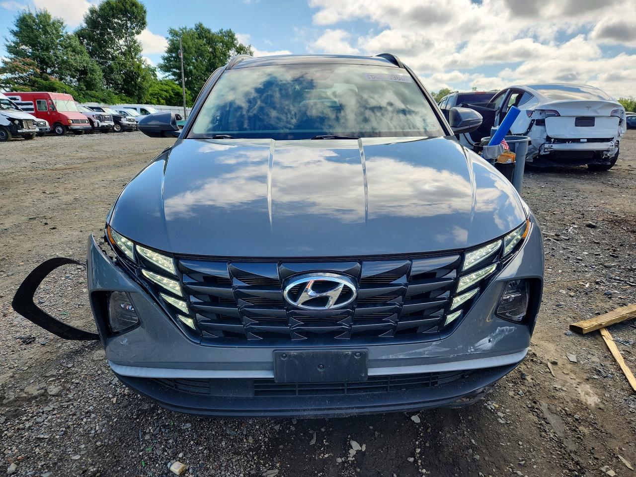 2024 Hyundai Tucson Sel Gray vin: 5NMJFCDE2RH399663
