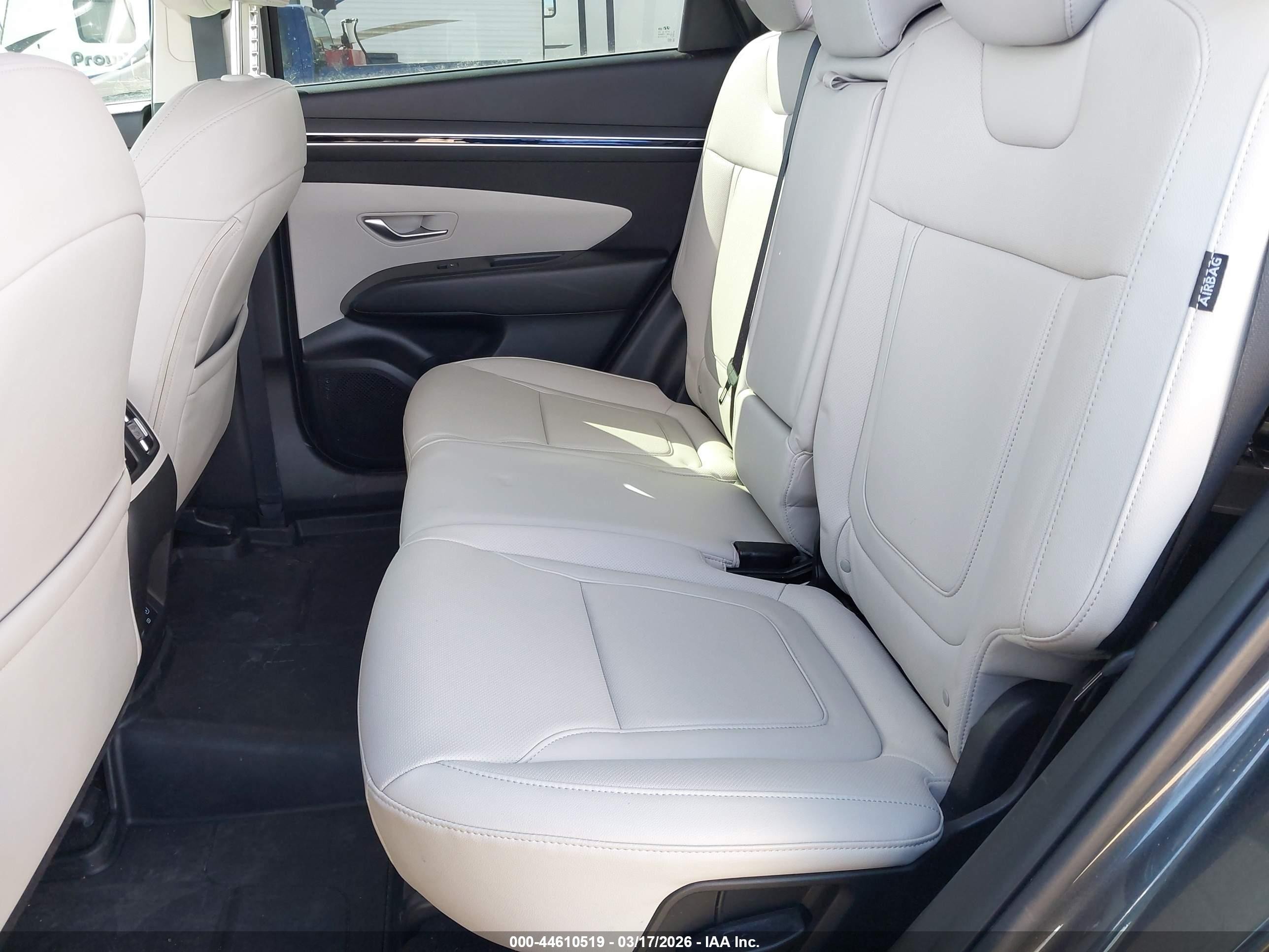 2024 Hyundai Tucson Sel Gray vin: 5NMJFCDE3RH341920