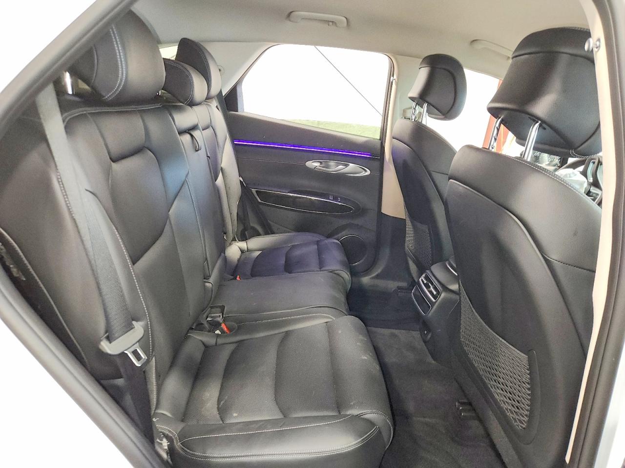 2026 Genesis Gv70 2.5t Standard Белый vin: 5NMMADTB5TH051002