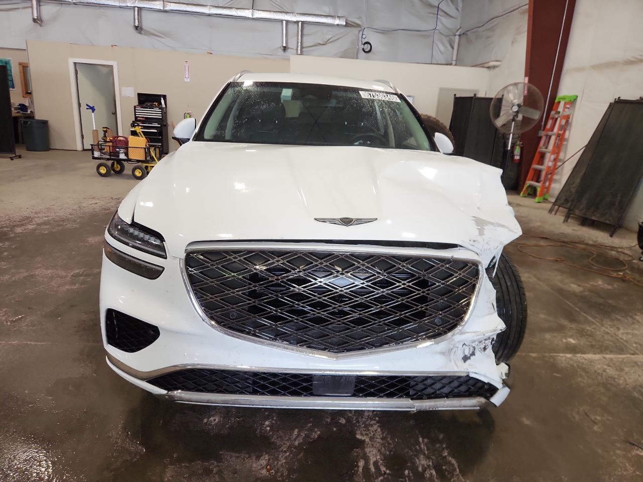 2026 Genesis Gv70 2.5t Standard Белый vin: 5NMMADTB5TH051002 Damage: Front Bumper Reinforcement, Broken, Replacement Required