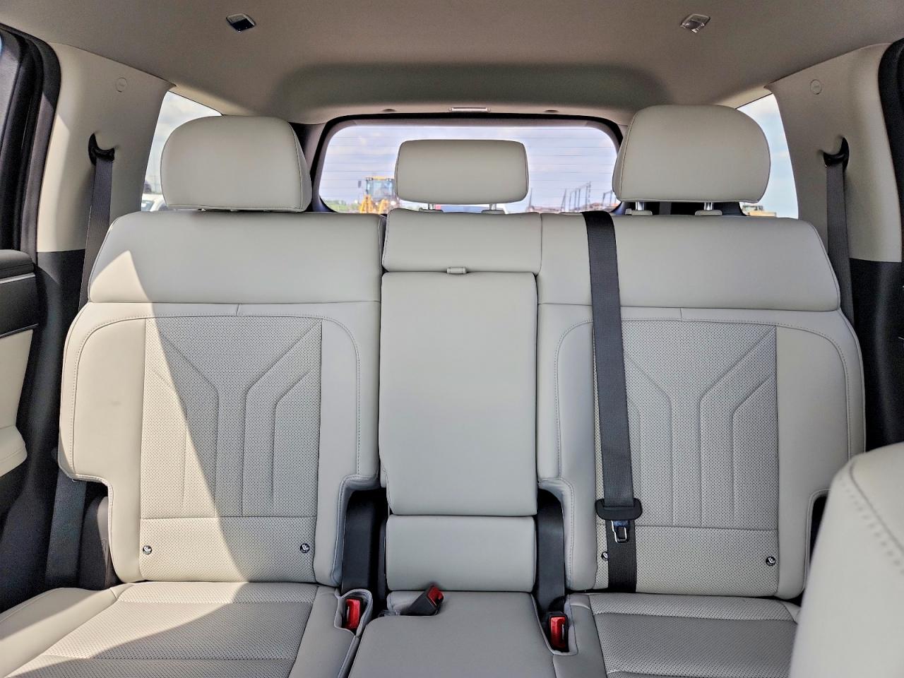 2025 Hyundai Santa Fe Sel Серебряный vin: 5NMP24GLXSH100660