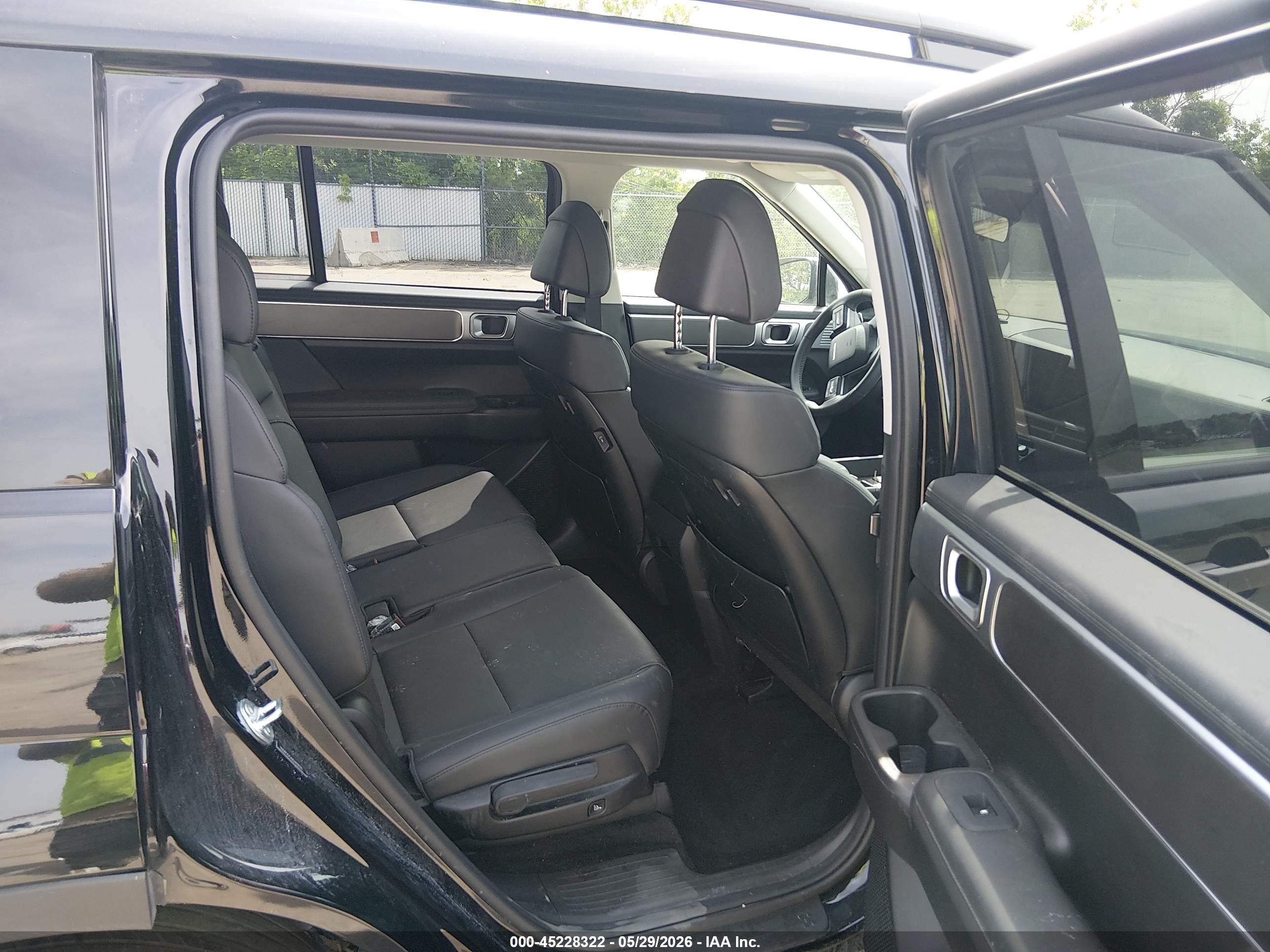 2025 Hyundai Santa Fe Hybrid Sel Black vin: 5NMP2DG10SH039592