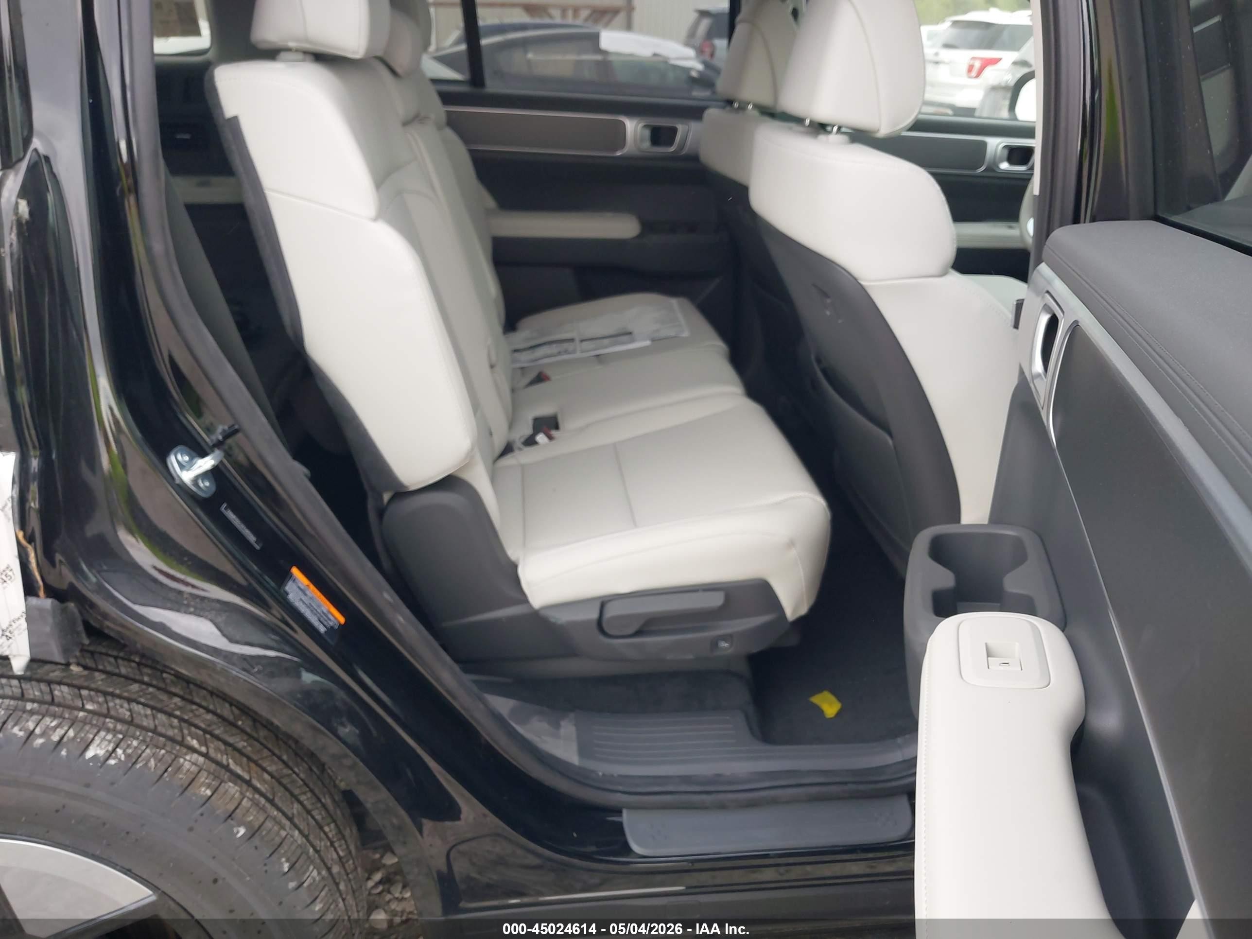 2026 Hyundai Santa Fe Hybrid Sel Black vin: 5NMP2DG13TH095060