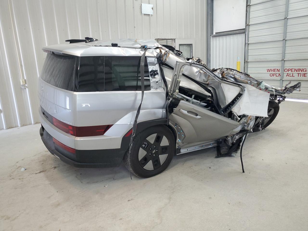 2025 Hyundai Santa Fe Hybrid Sel Silver vin: 5NMP2DG17SH020439 Damage: Right Qtr Panel, Broken, Replacement Required